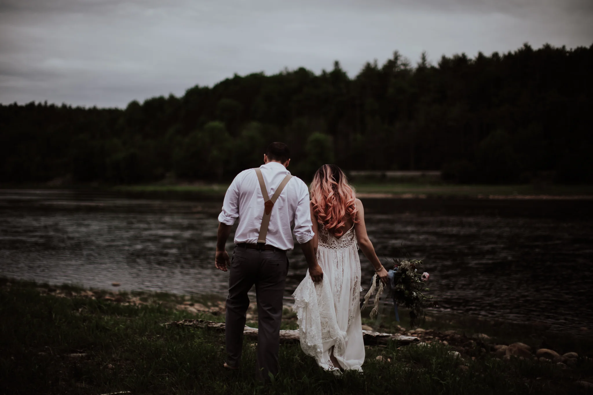 lovelybonesstudio_bridalphotography-23.jpg
