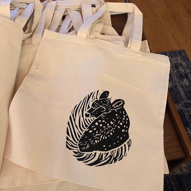 I&rsquo;m putting a few of my linocut designs on totes for the holidays. Scorpio is my fav!!! #linocut #vinyl #dallasartist