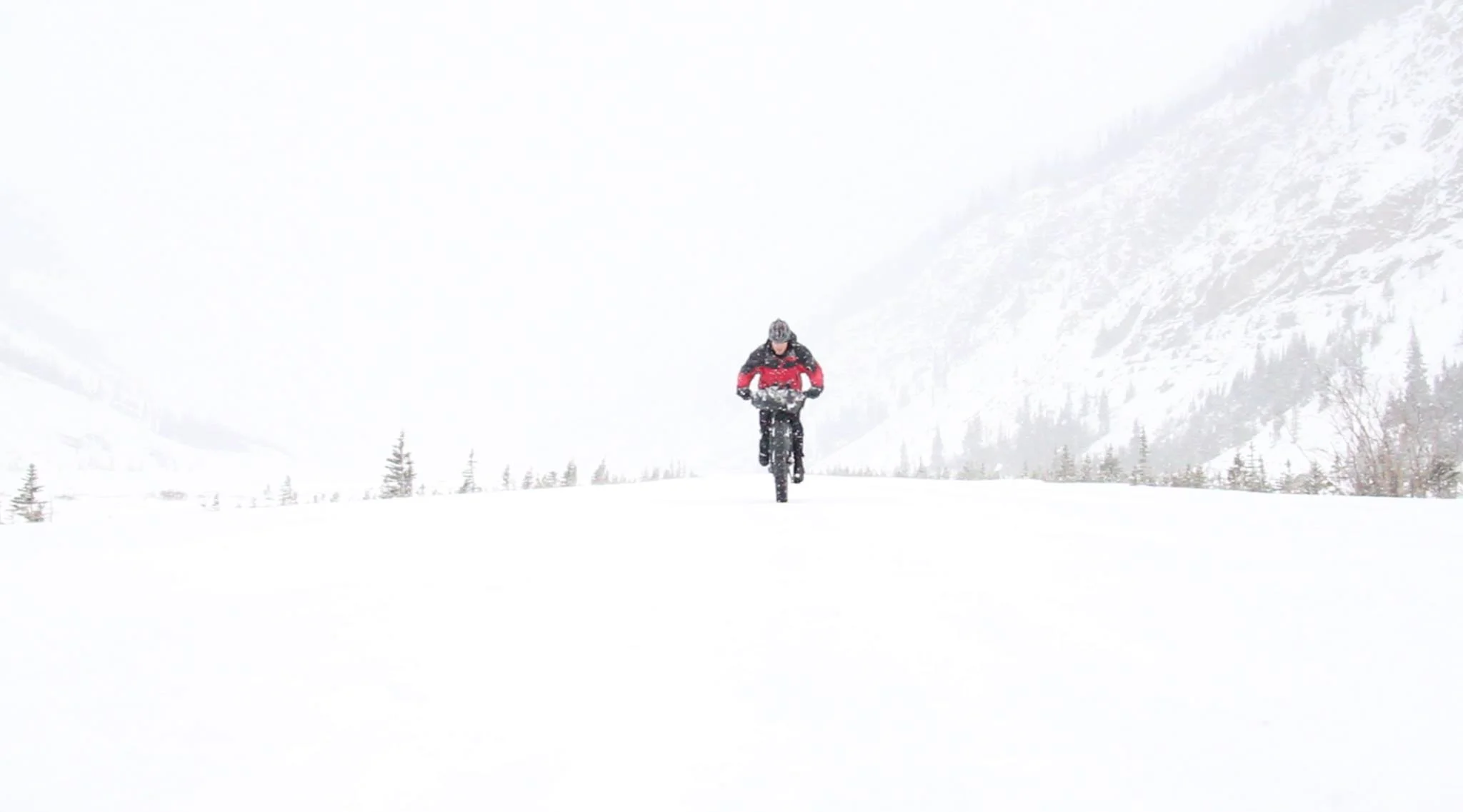 Icefields Parkway in Winter (2017)