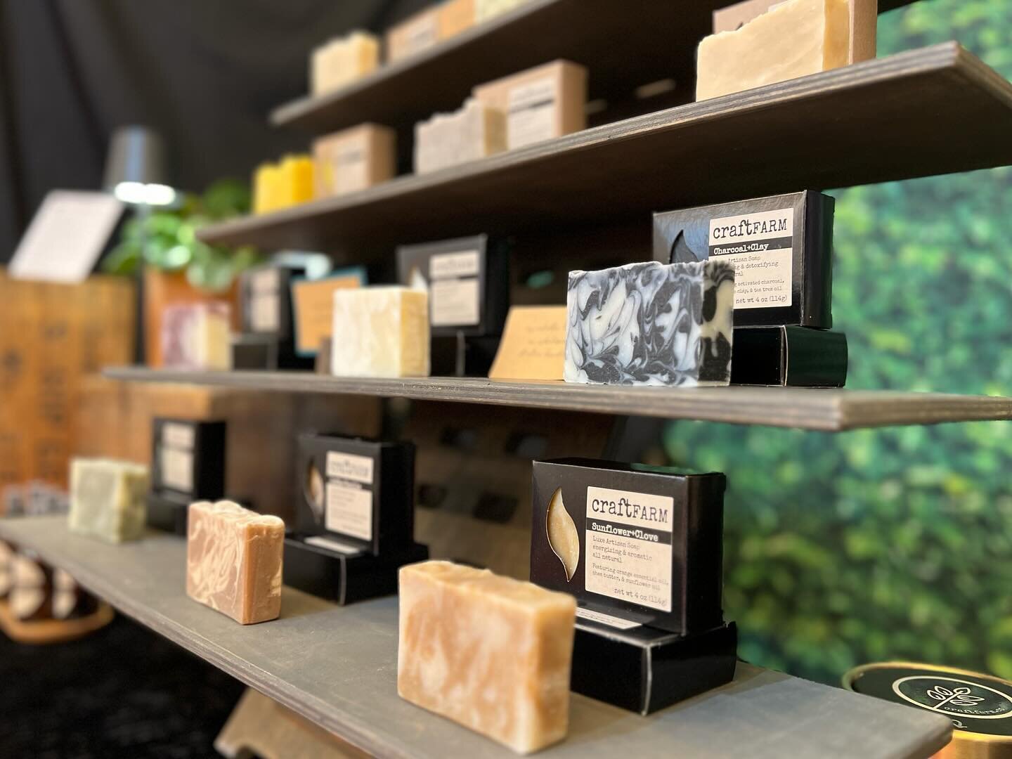 Hello NYS wholesale buyers! I&rsquo;m currently at Upstate New York Gift Expo at Turning Stone Resort through February 28. I&rsquo;ll also have a booth at Adirondack Buyer Days in Saratoga Springs March 26-27. Stop by to smell some soap, try some lot