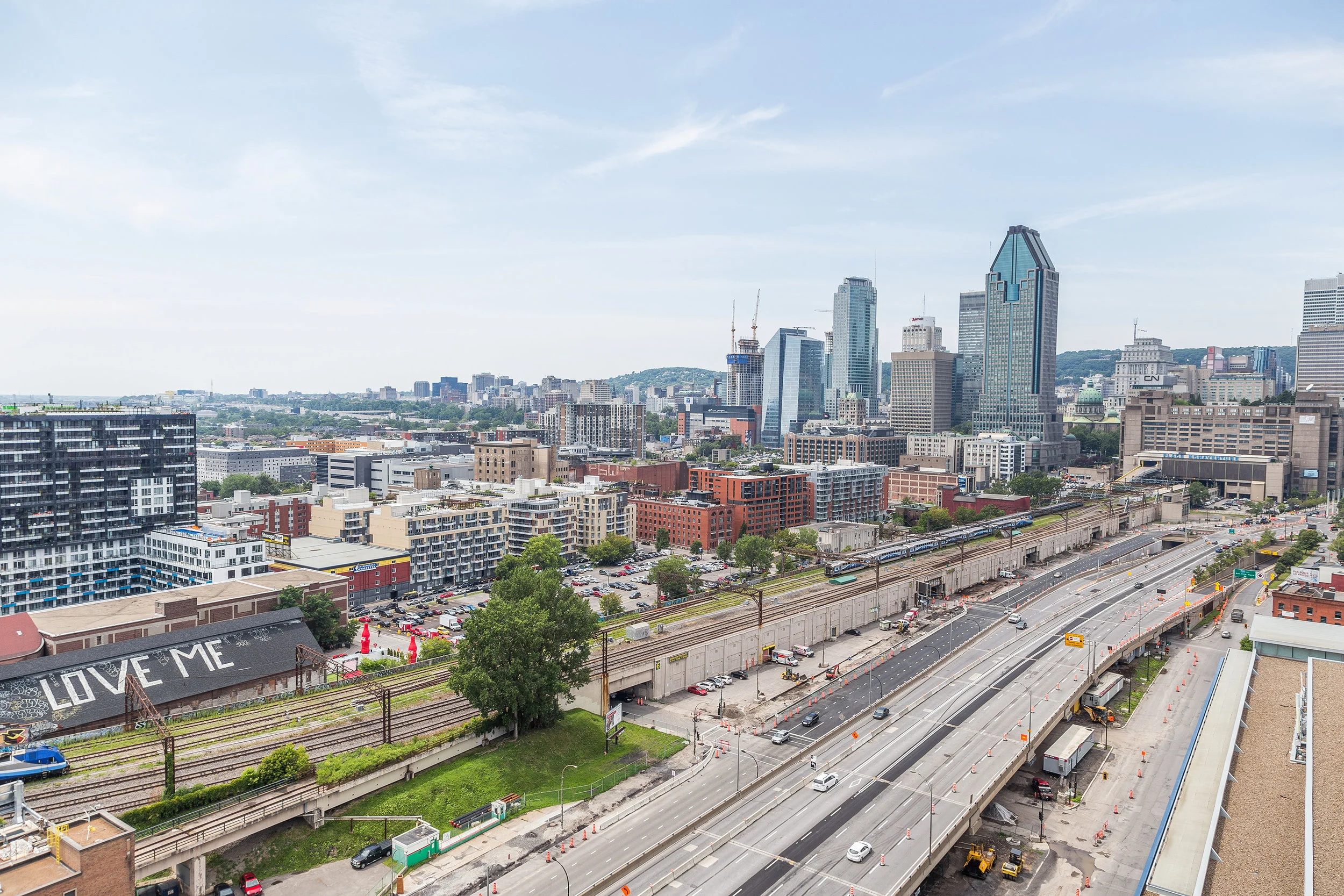 25. 888 Wellington.jpg
