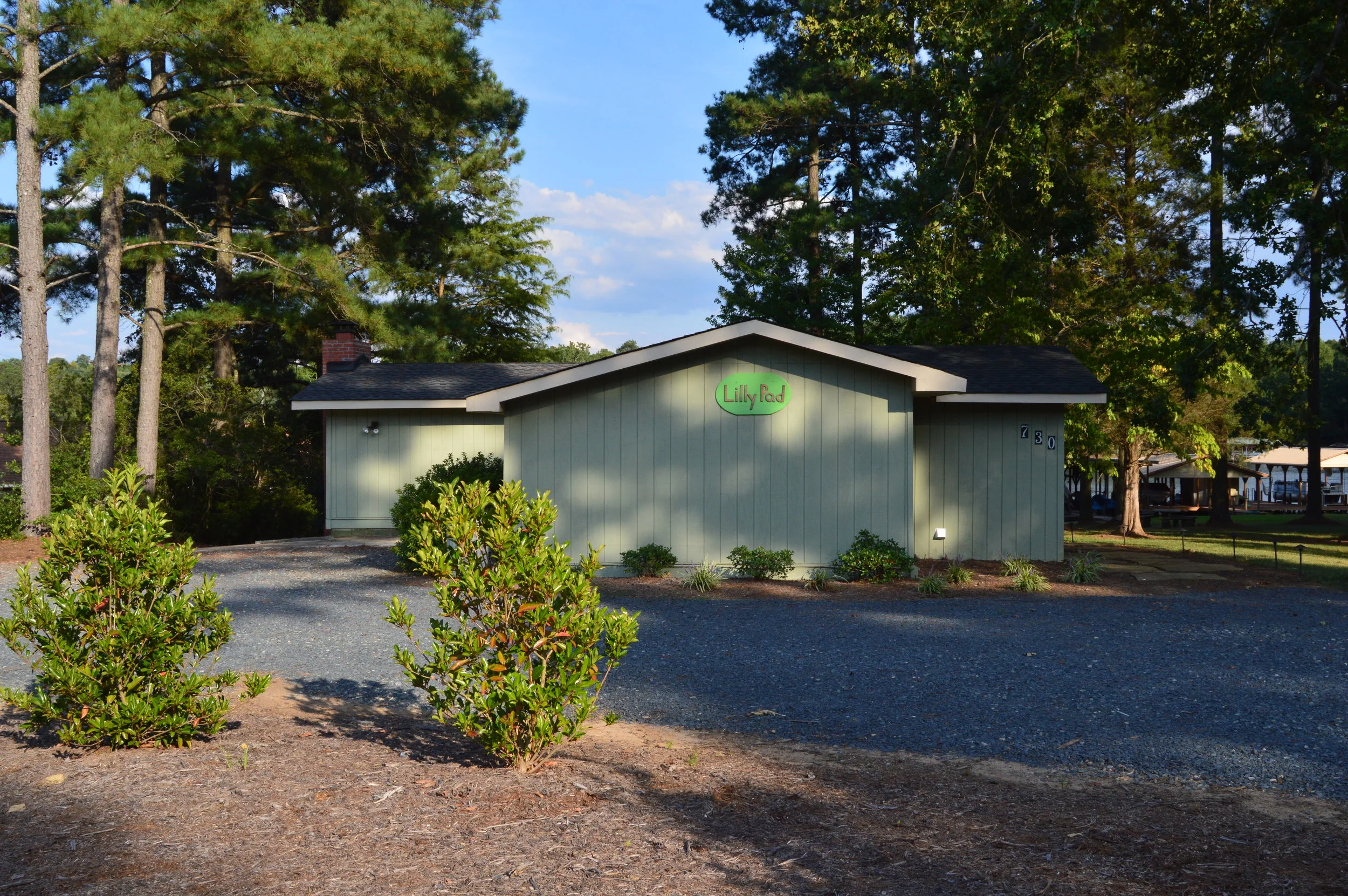 Tillery Boat Rentals