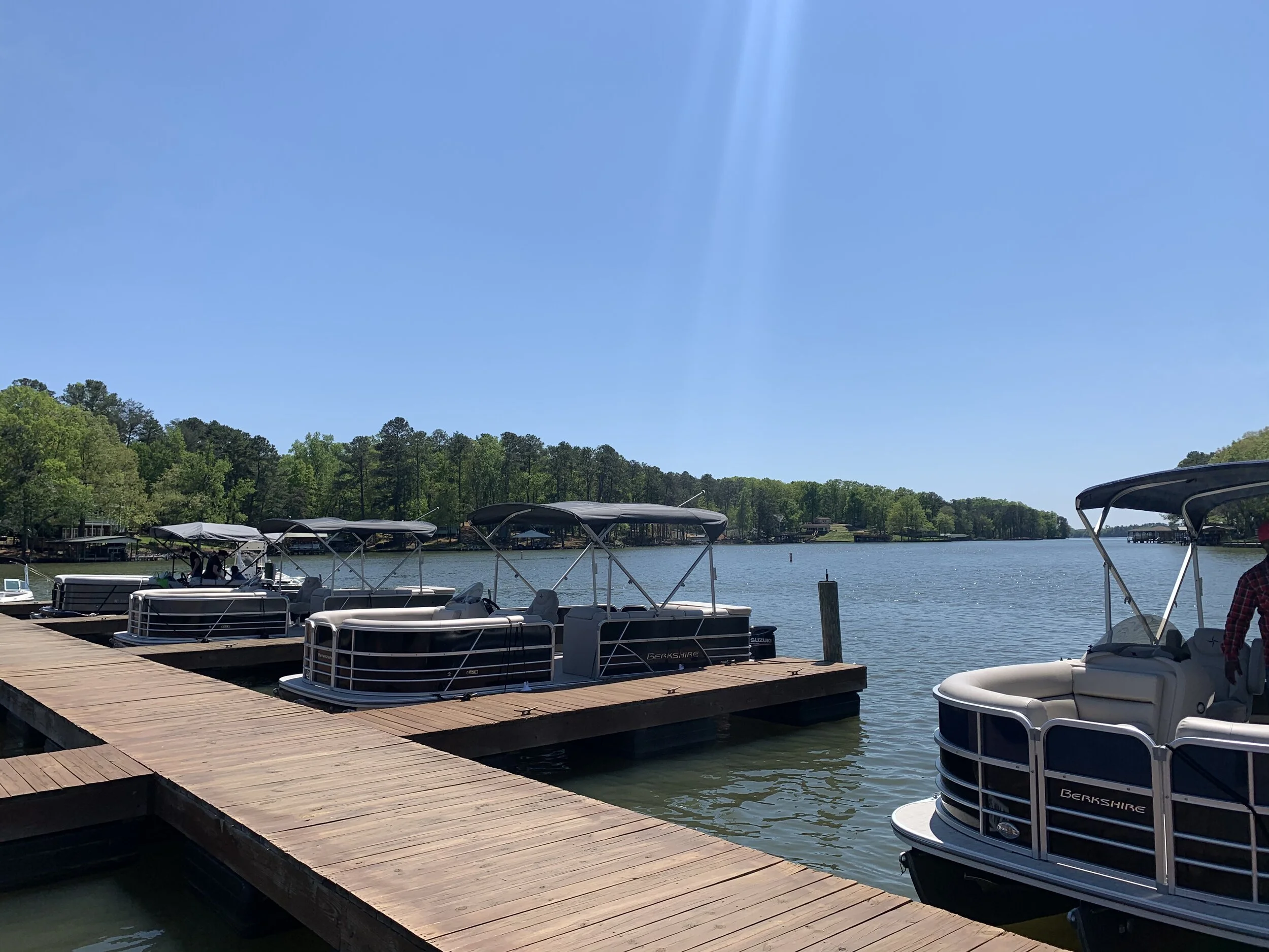 Tillery Boat Rentals