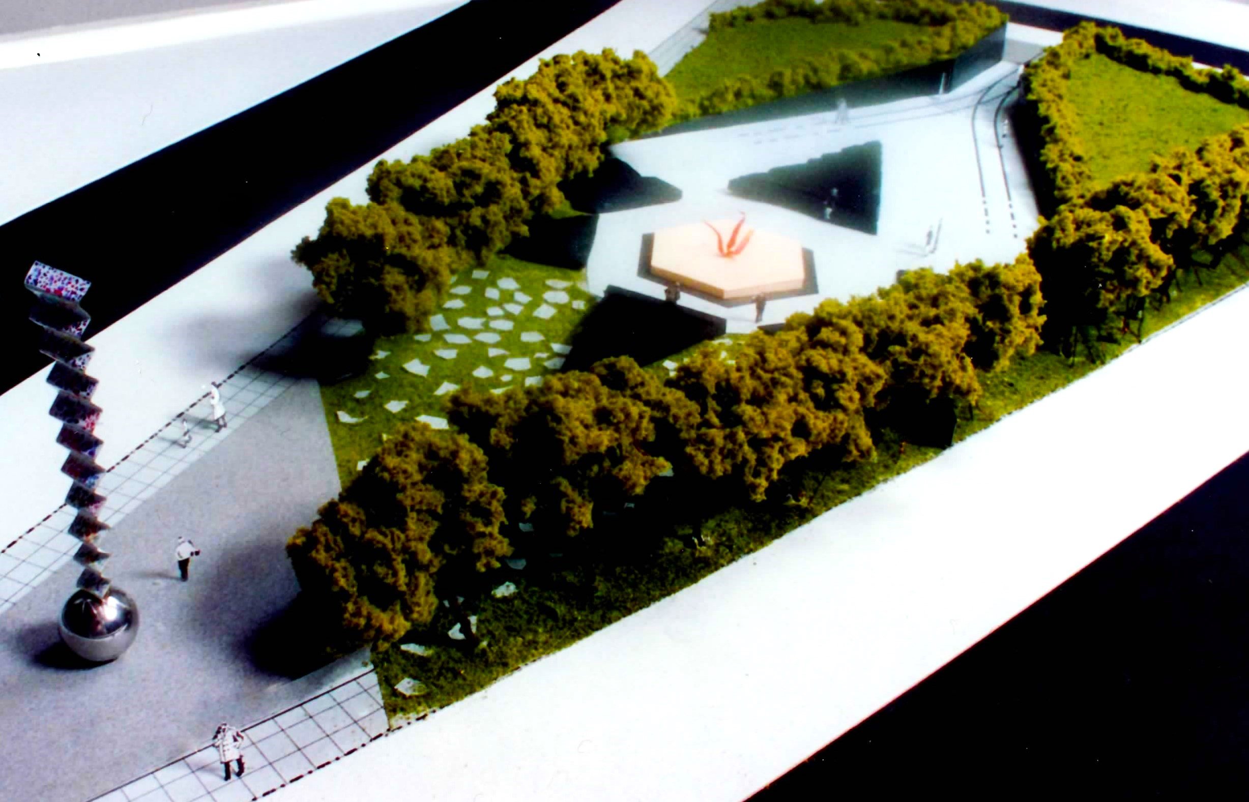 Columbus Holocaust Memorial detail 2.jpg