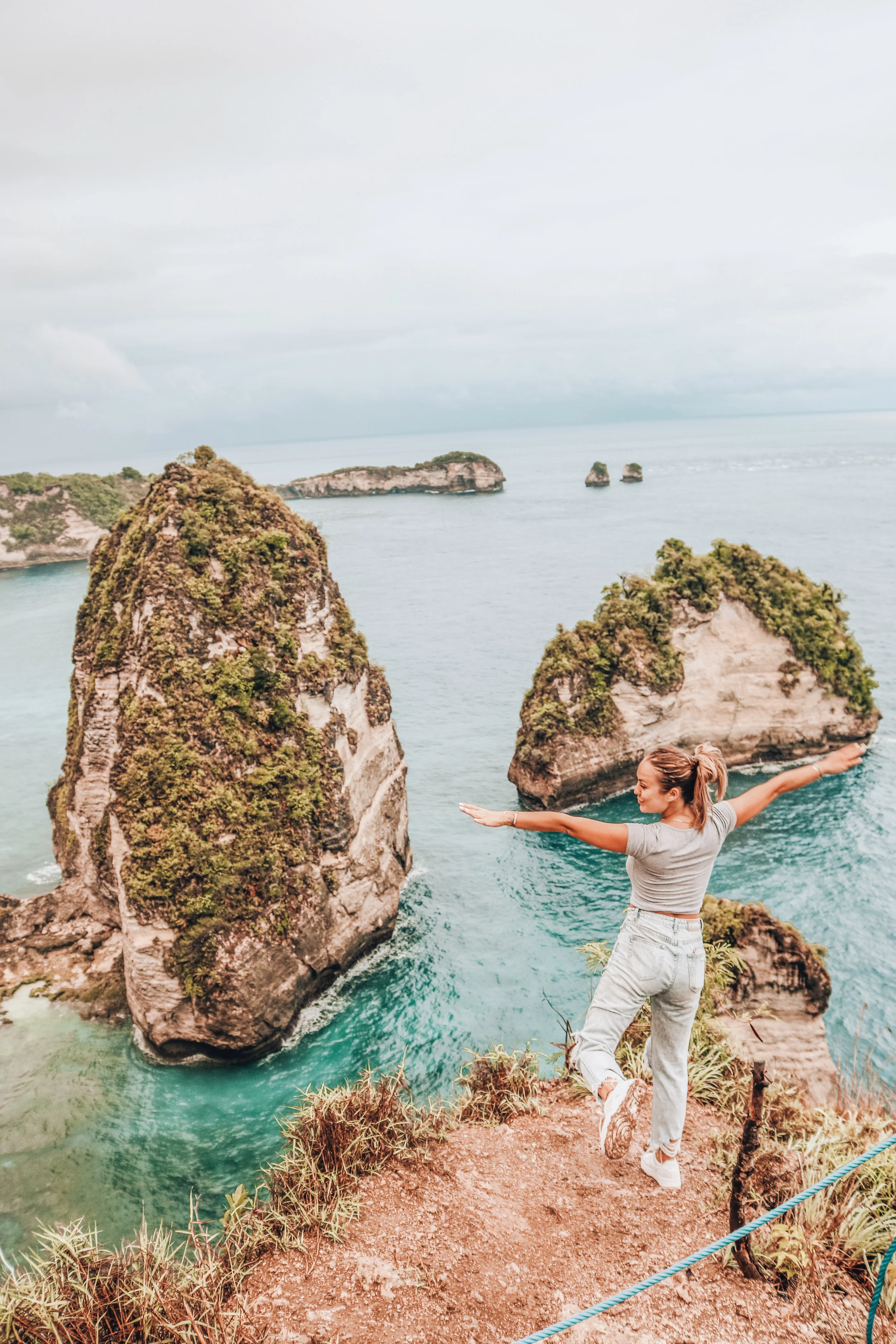 thousand-islands-view-point-nusa-penida.jpg