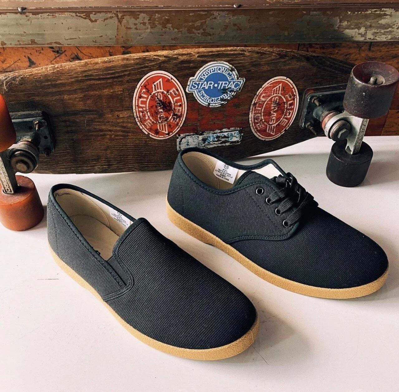 zig zag winos slip on