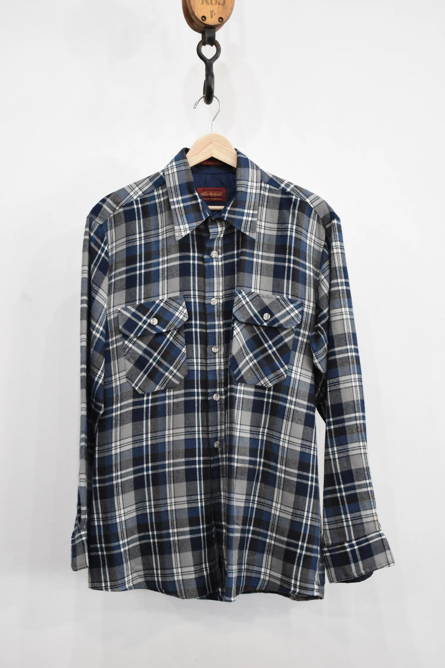 CAPTAINS HELM × VILLAGEDOOR VILLAGE DOOR × CAPTAINS HELM L/S TEE