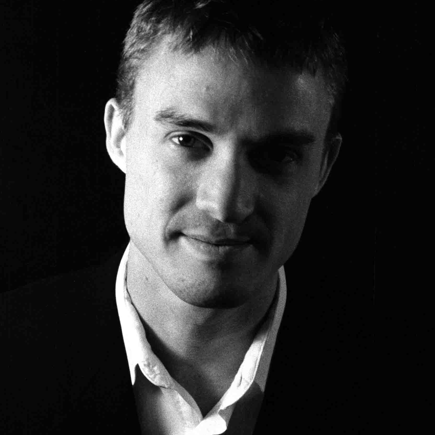 <i>Lighting Design</i><br>Barry Steele