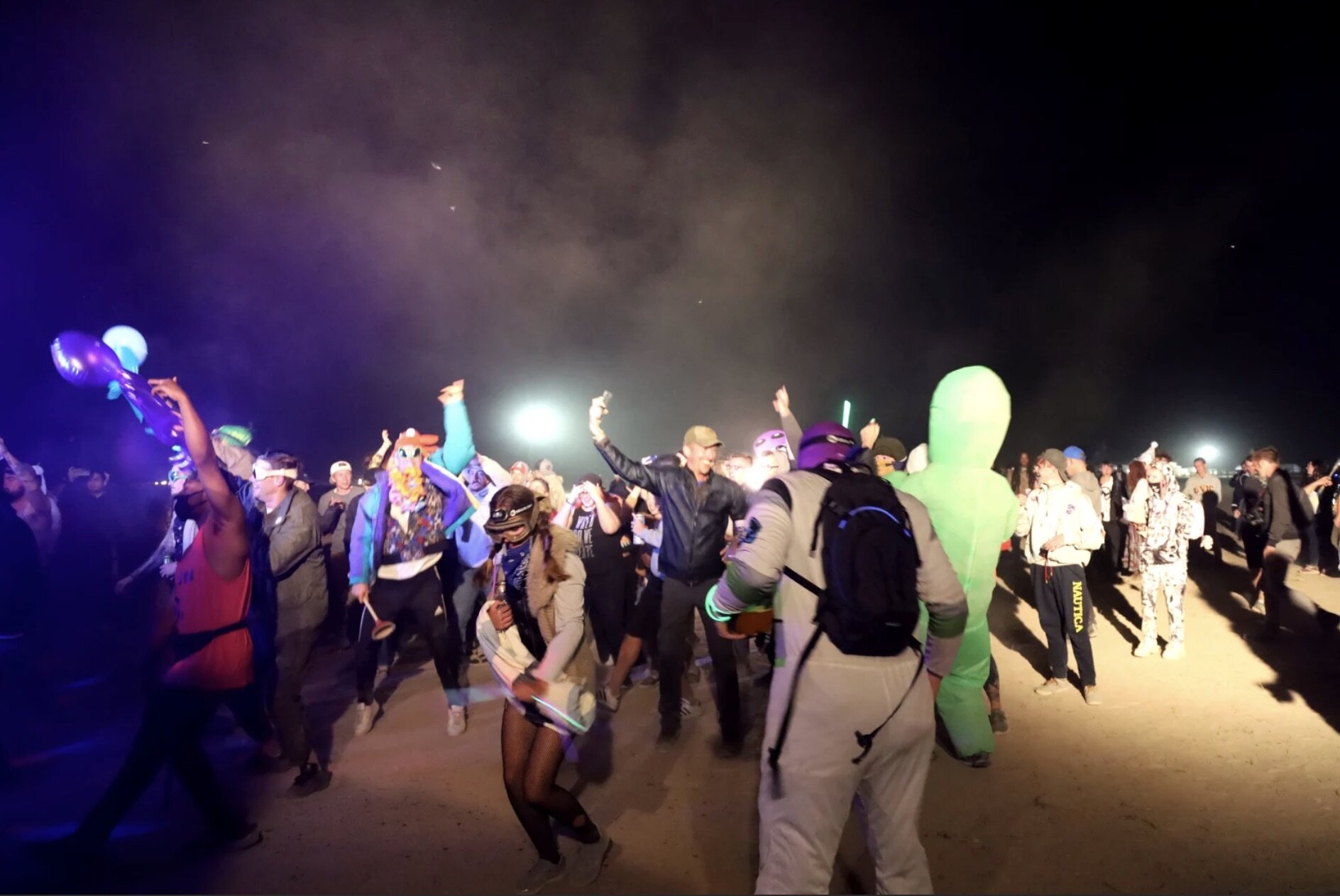   I "Stormed" Area 51, Where Memes Abducted Reality  - GIZMODO 