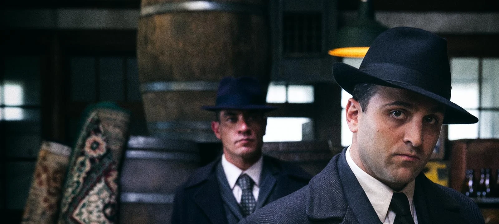 MAKING OF THE MOB: CHICAGO (AMC) 8x1 series blending scripted content, archive, and interviews to tell the story of the Chicago mob, from 1920's Al Capone to 1970s's Tony Accardo.