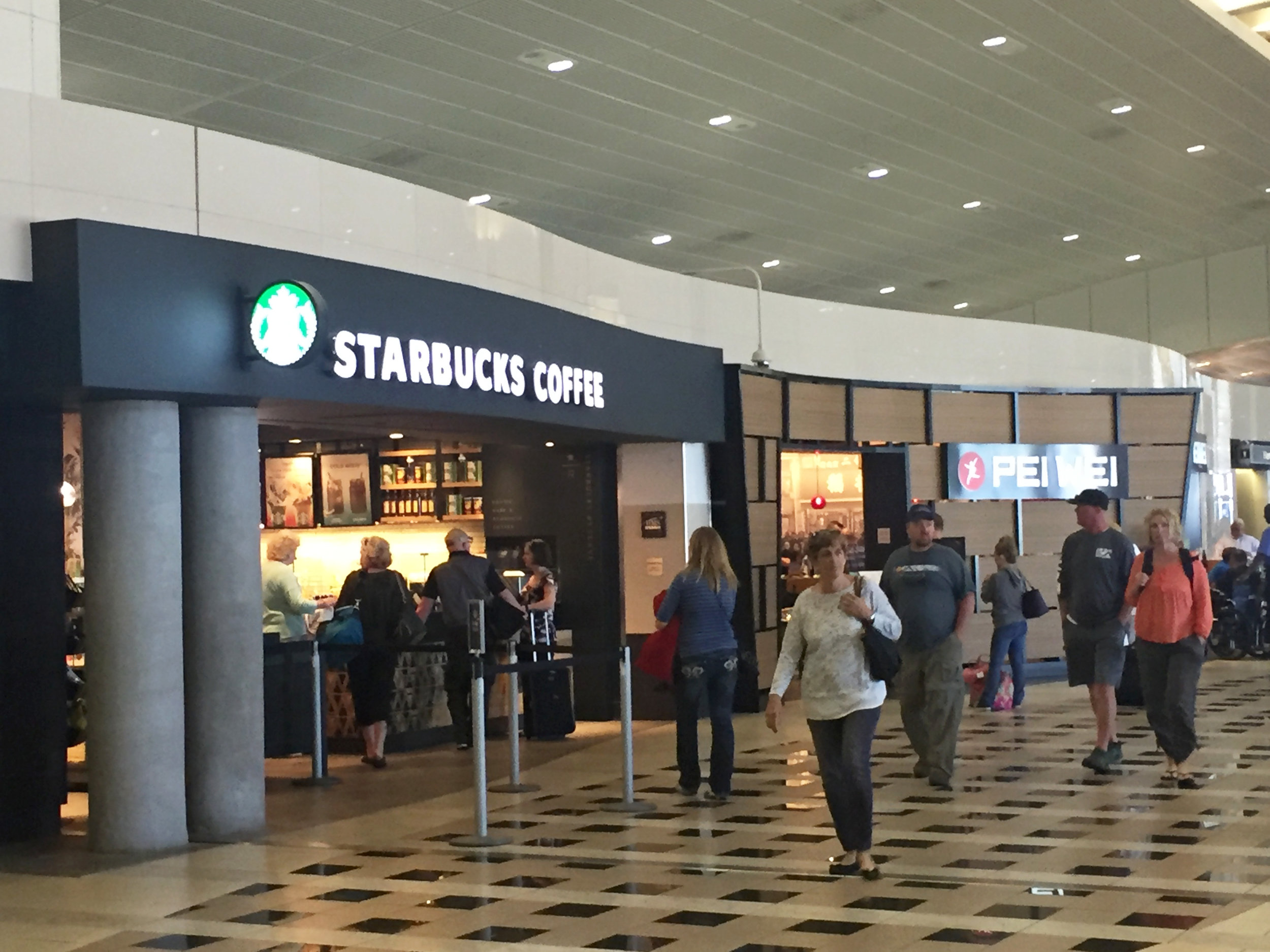  Airside A concourse, the neoparins finishes were preserved in new layouts. &nbsp;Elements Project Photo 2017. 