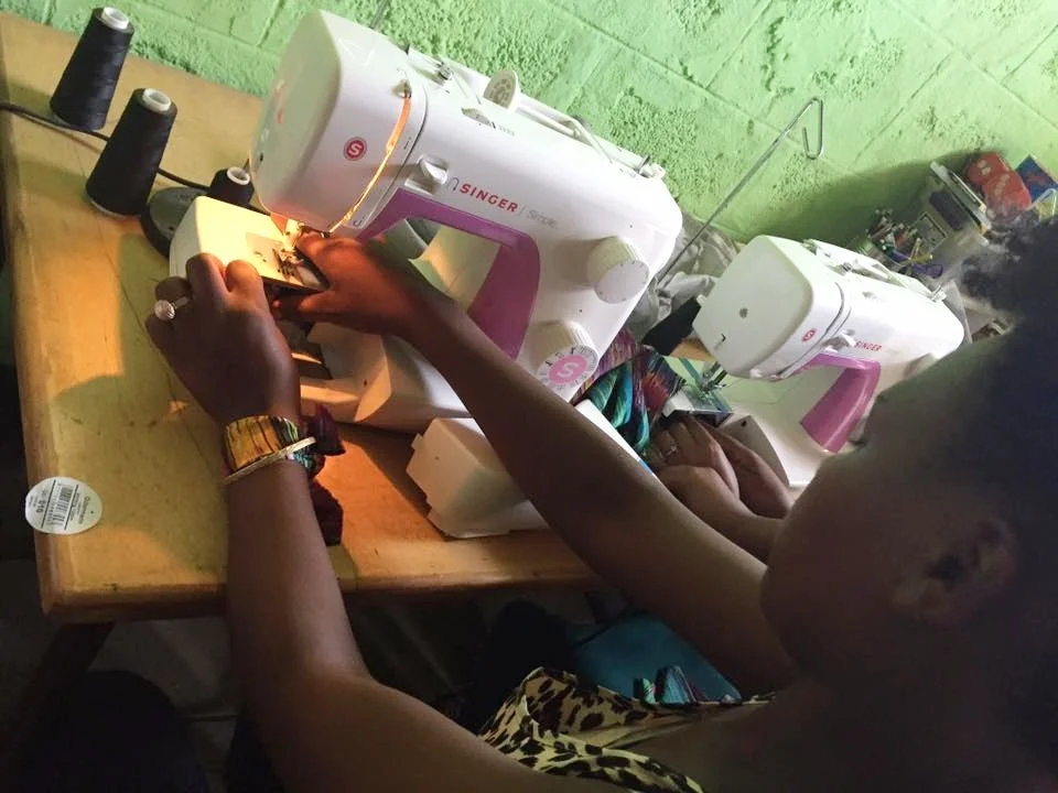 Tersa replacing the bobbin