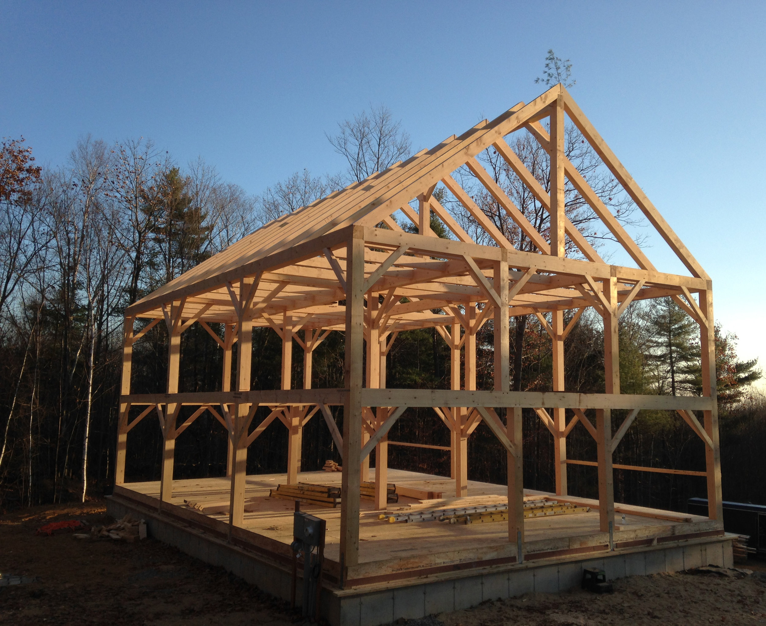 MAINE MOUNTAIN TIMBER FRAMES