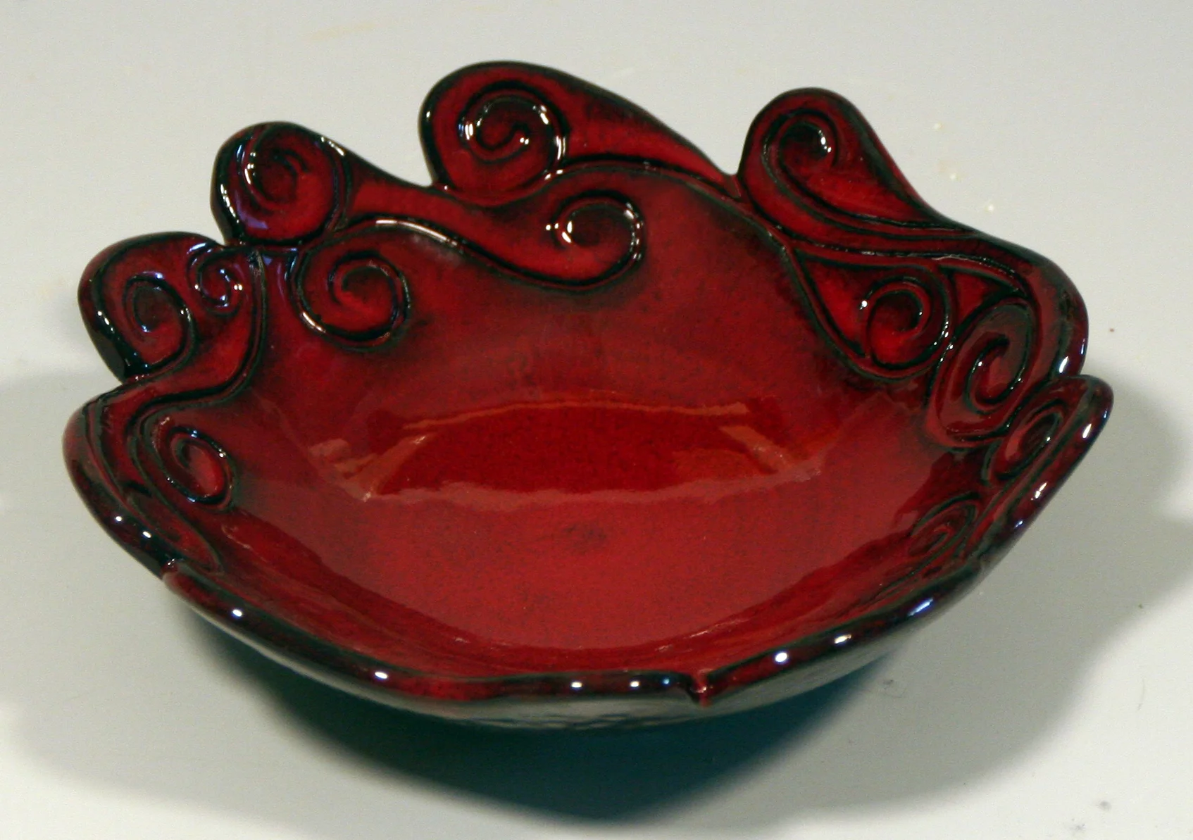 Kamakura-Red Wave Bowl