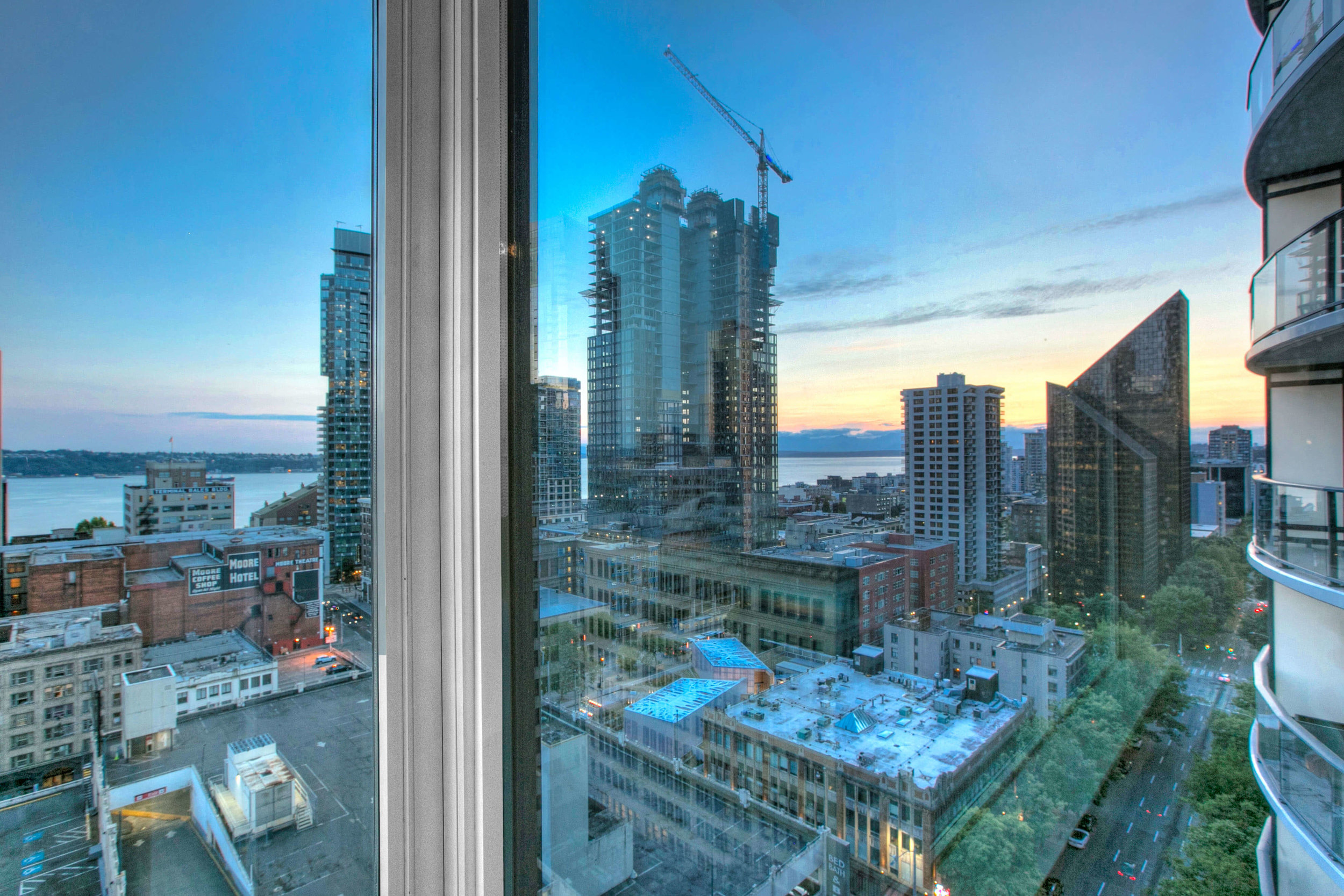 Escala-Luxury-Condo-For-Sale-Downtown-Seattle-Views.jpg