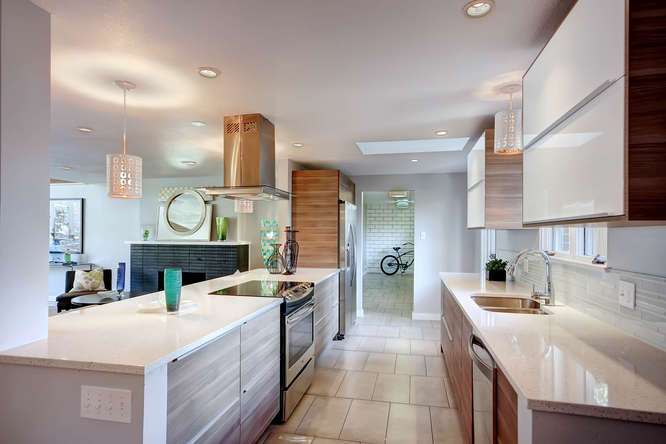RealEstateMarketingthatSellswithLiveUrbanMarketingDirectorStacieStaubTheHomeStagingShowPodcastSeason2Episode1211.jpg