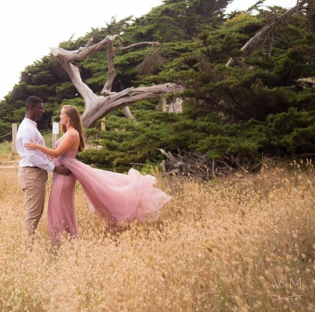 I'm so trilled for this couple, It seems like yesterday when she told me they got engaged!! Wishing them all the best💕