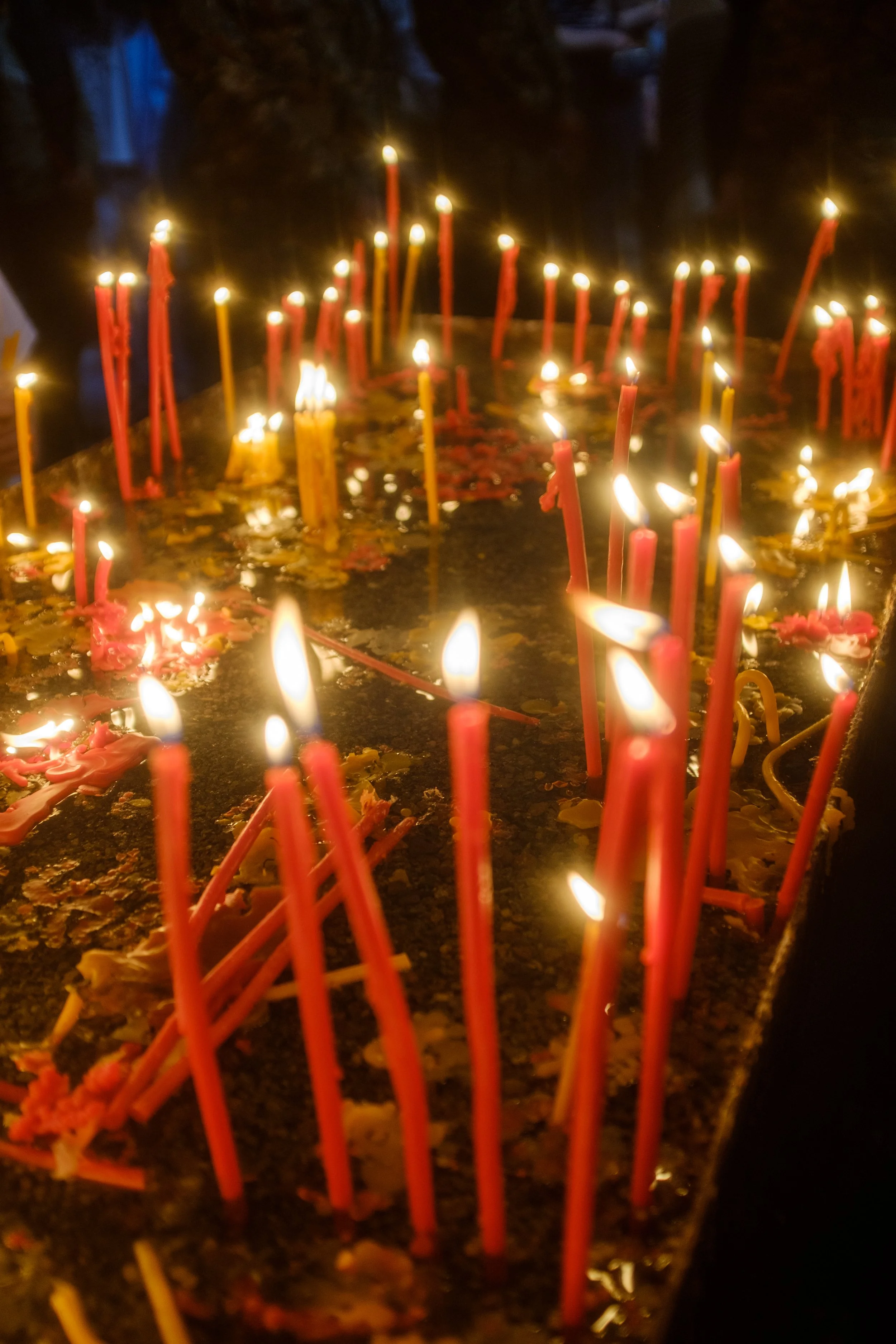  Holy Week in Armenia. From Palm Sunday to Easter, I traveled the country photographing the Armenian faith. Armenia, Gyumri, April 13, 2025.La Semaine Sainte en Armenie. Des Rameaux a Paques, j'ai parcouru le pays en photographiant la foi armenienne.