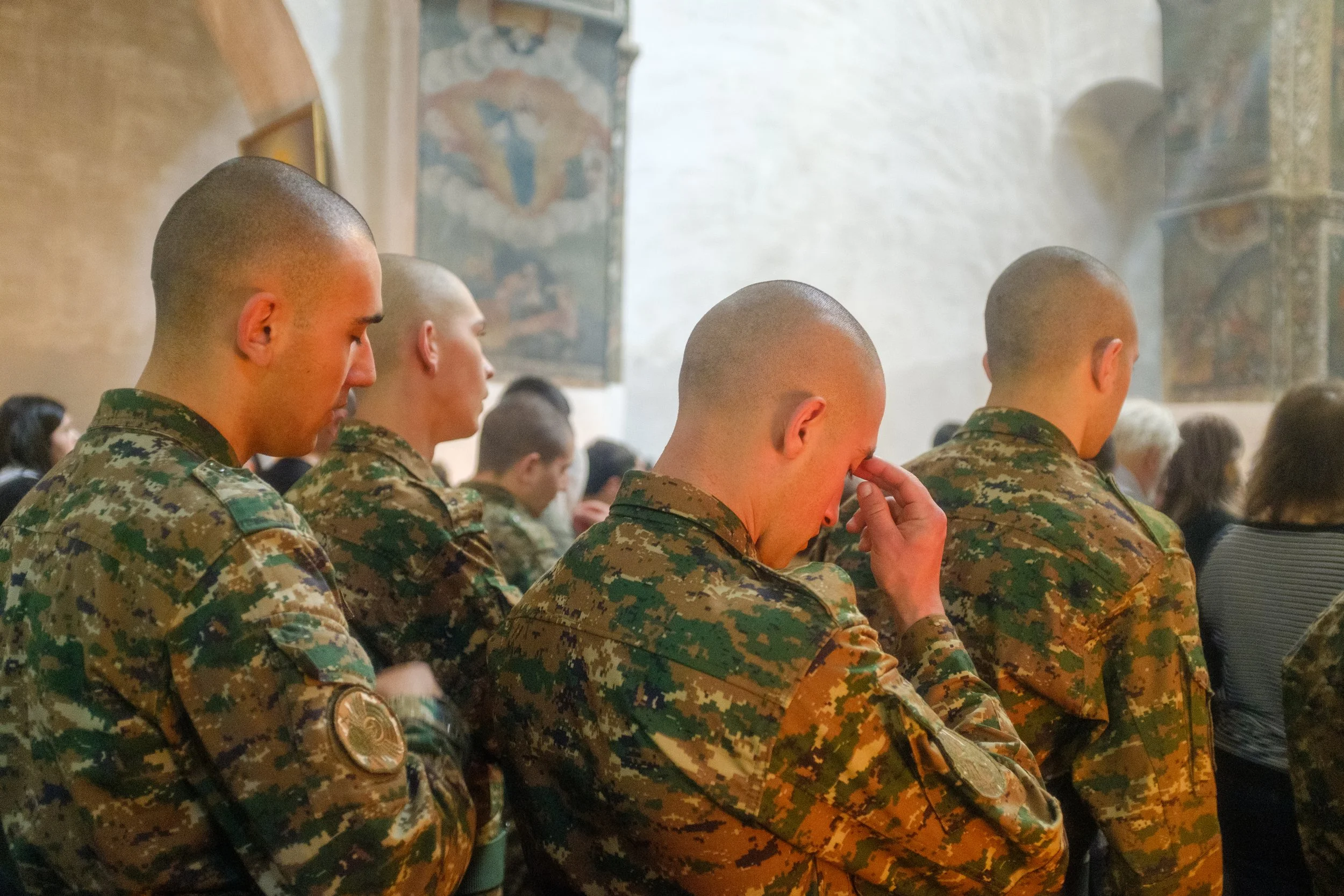  Holy Week in Armenia. From Palm Sunday to Easter, I traveled the country photographing the Armenian faith. Armenia, Gyumri, April 13, 2025.La Semaine Sainte en Armenie. Des Rameaux a Paques, j'ai parcouru le pays en photographiant la foi armenienne.