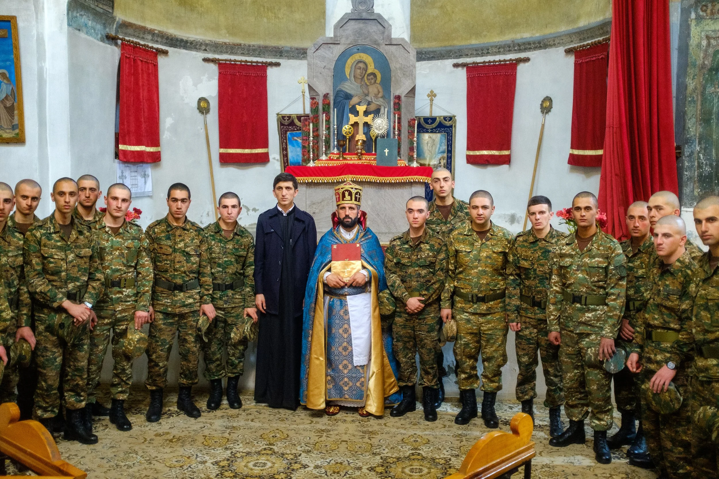  Holy Week in Armenia. From Palm Sunday to Easter, I traveled the country photographing the Armenian faith. Armenia, Gyumri, April 13, 2025.La Semaine Sainte en Armenie. Des Rameaux a Paques, j'ai parcouru le pays en photographiant la foi armenienne.
