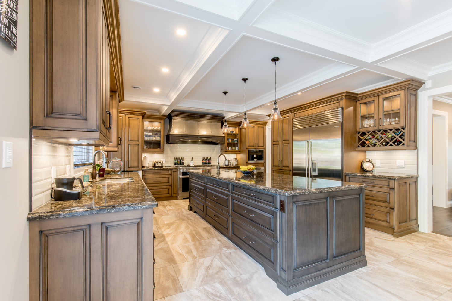 5-toronto-ontario-kitchen-design-build-counter-top-granite-appliance-stainless-steel-tile-cabinet-electronics-installer-installation-interior-design-designer-indoor-architecture-professional-photography-photgrapher-daniel-buehler-danbcreative-airbnb.jpg