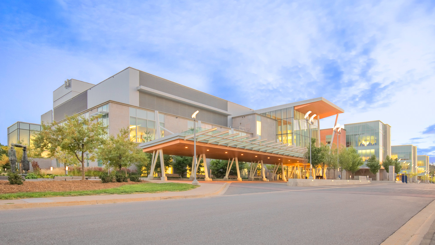 11-exterior-outdoor-building-architecture-building-design-twilight-photography-professional-photographer-advertising-hospital-medical-property-construction-builder-quality-daniel-buehler-danbcreative-barrie-orilia-alliston-newmarket-orangeville-canada.jpg