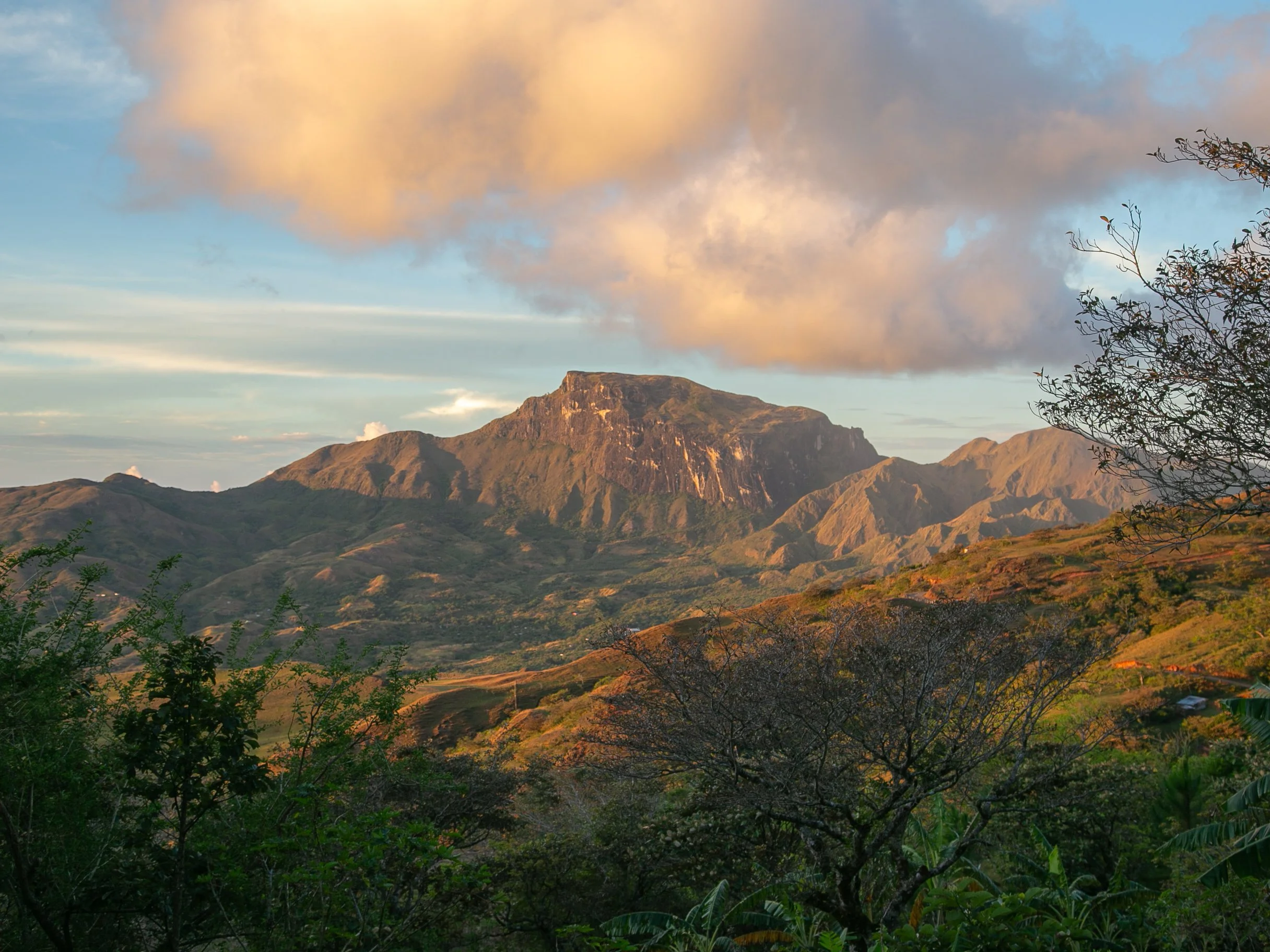 Sunrise in Peña Blanca