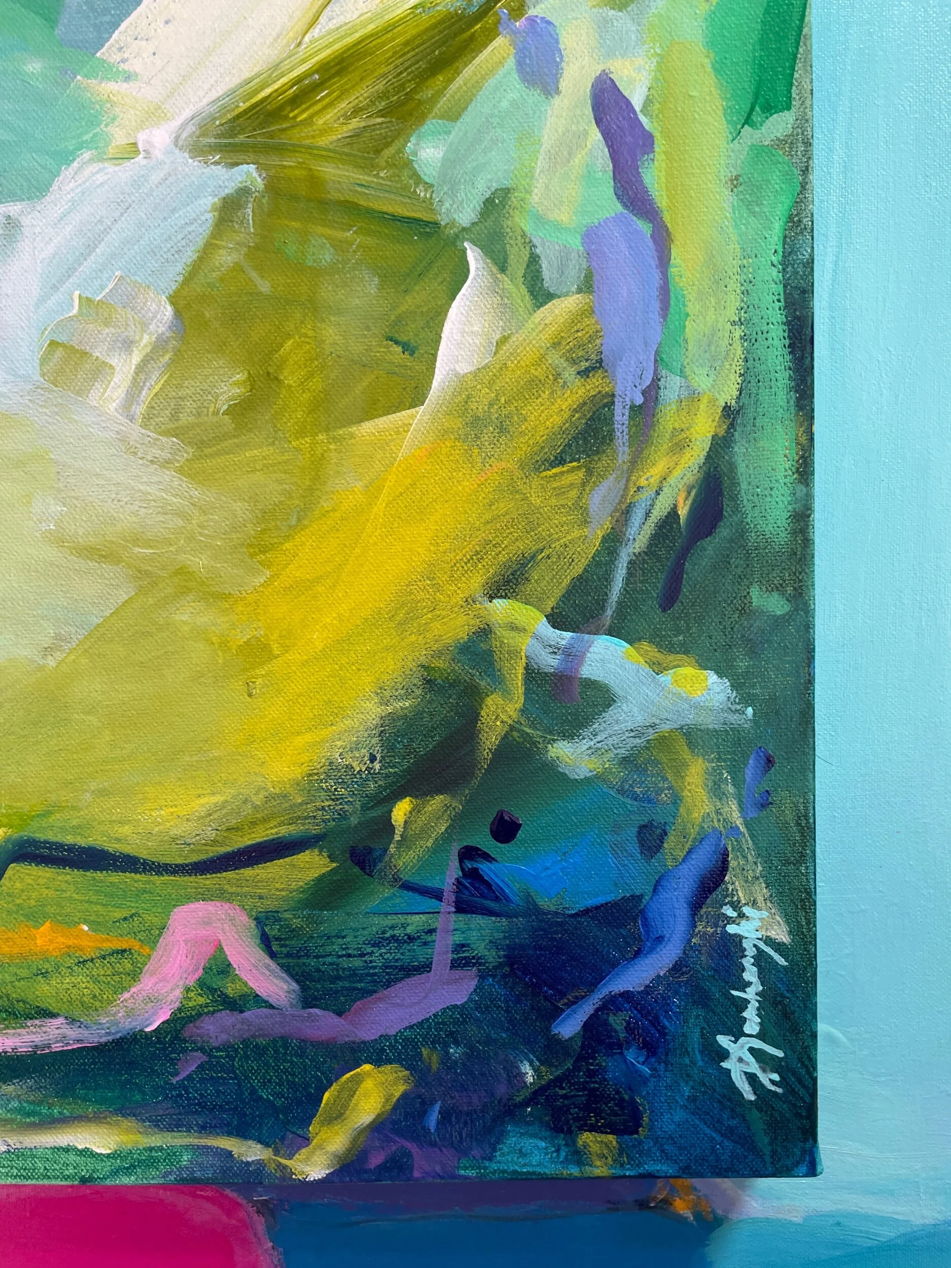 F8BB0987-4AFF-4A40-997B-8E79DBC12123