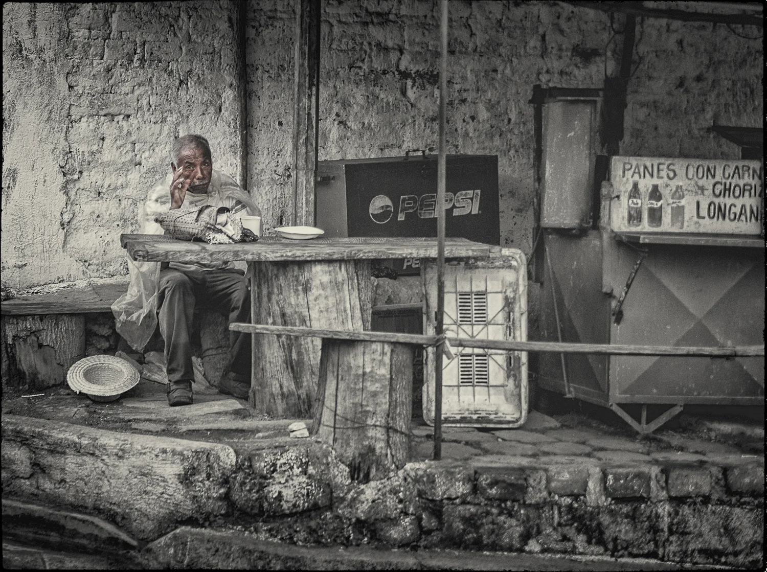 Old man San Andres Itzapa 9080508 17x22.jpg