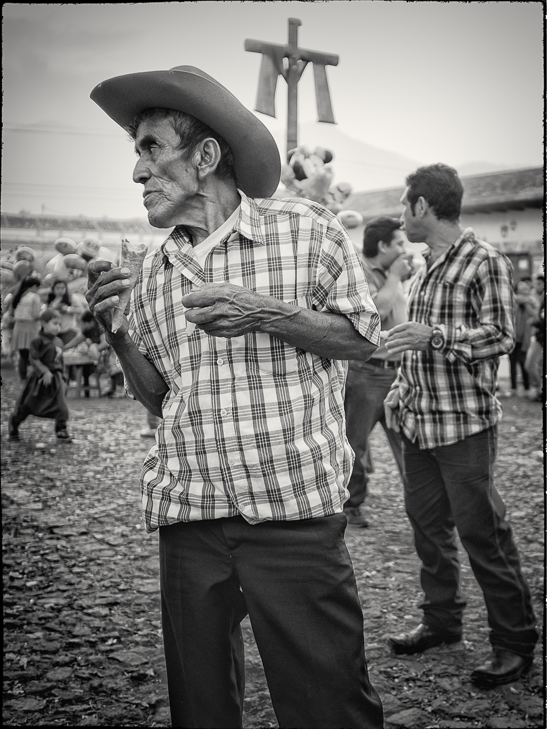 Cowboy Cross 3270371 let stroke.jpg