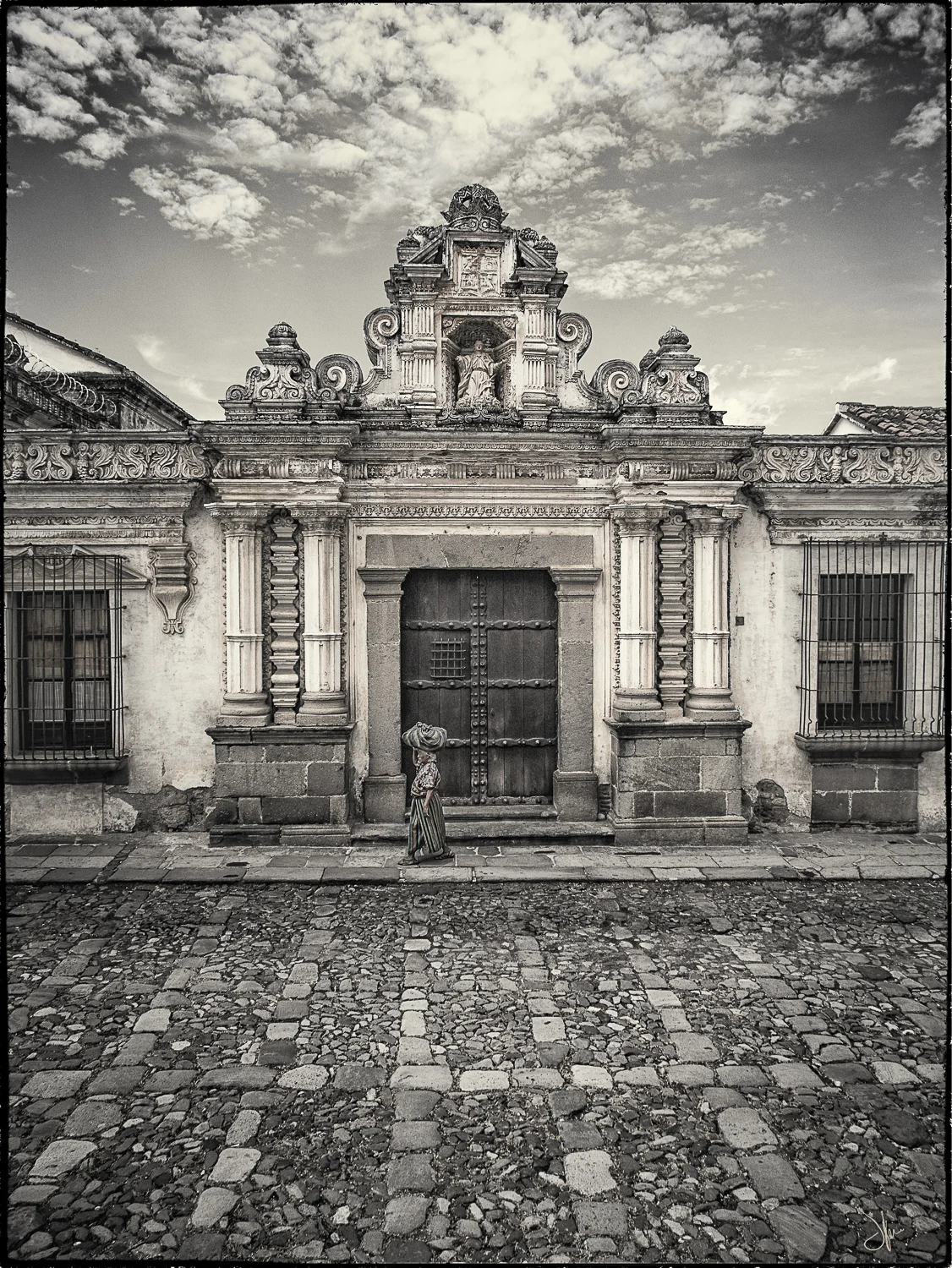 Seminario Tridentino 8180174 tint with signature 17x22.jpg