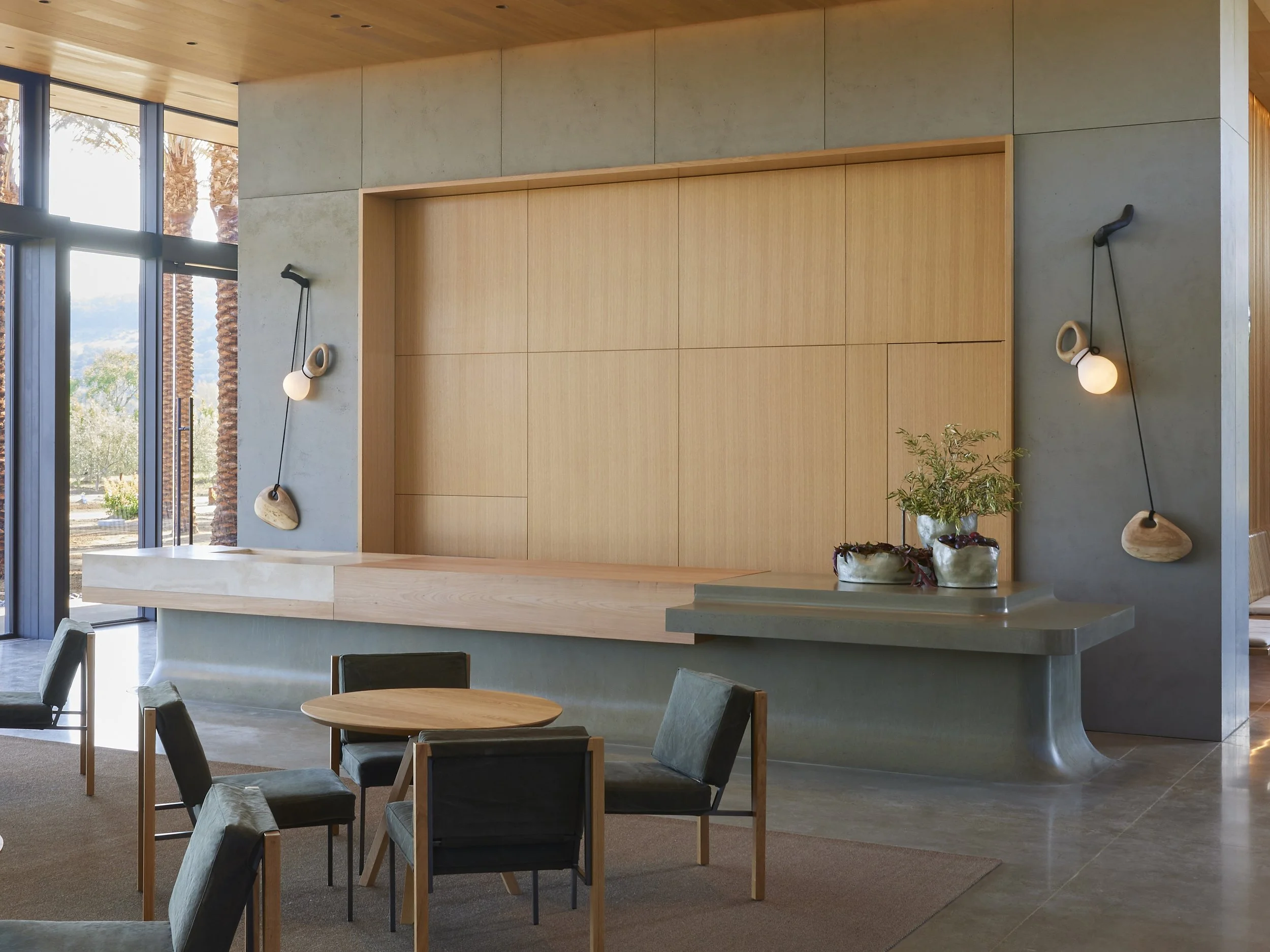Monolithic Cast Bar 