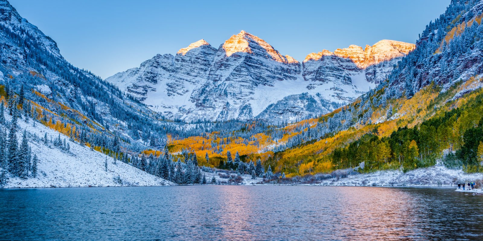 Aspen maroon bells with snow and fall leaves .jpeg