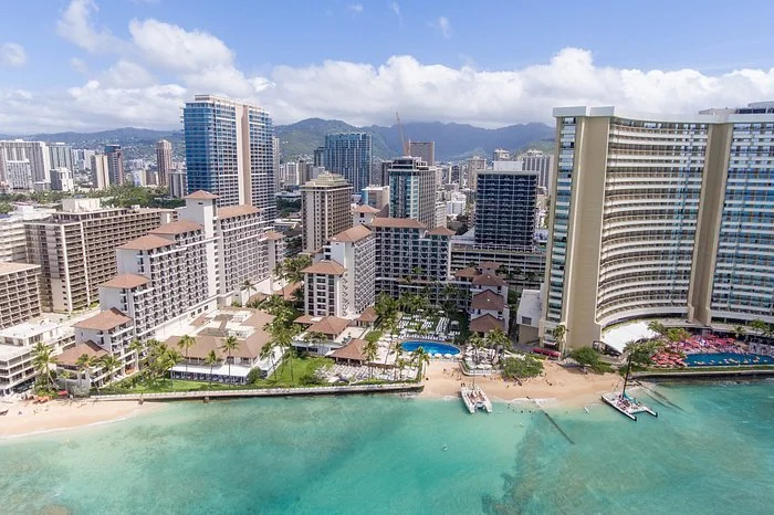 halekulani aerial pic CLEAR.jpeg