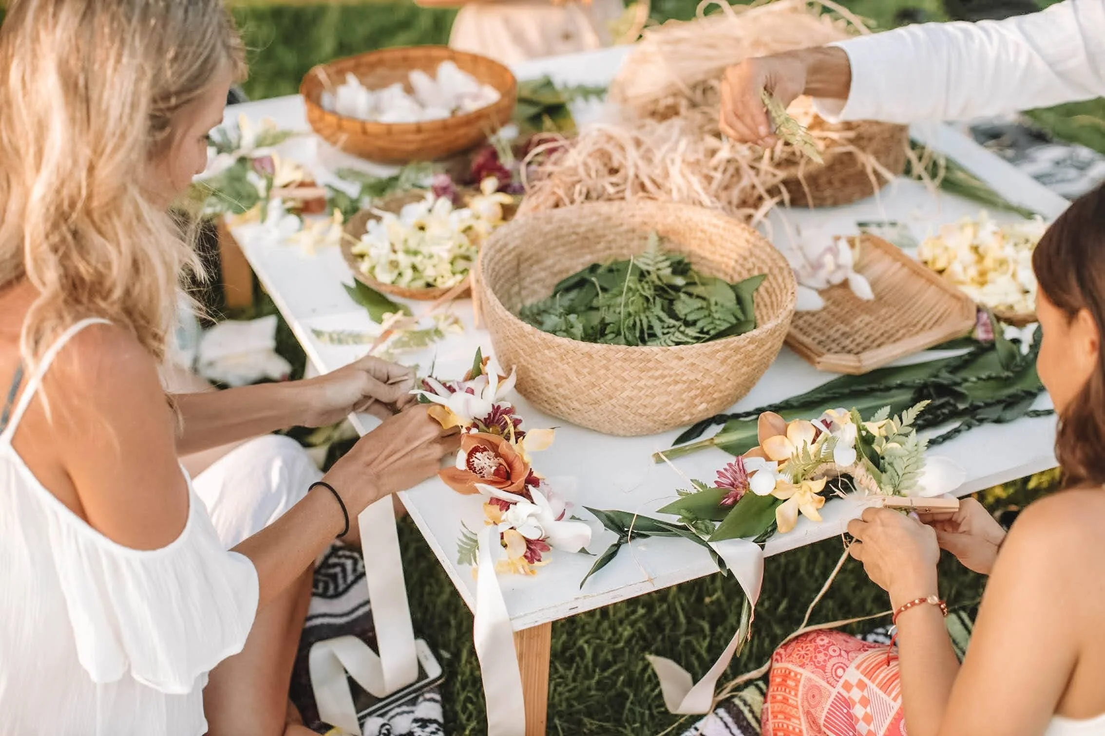 lei making image.jpeg