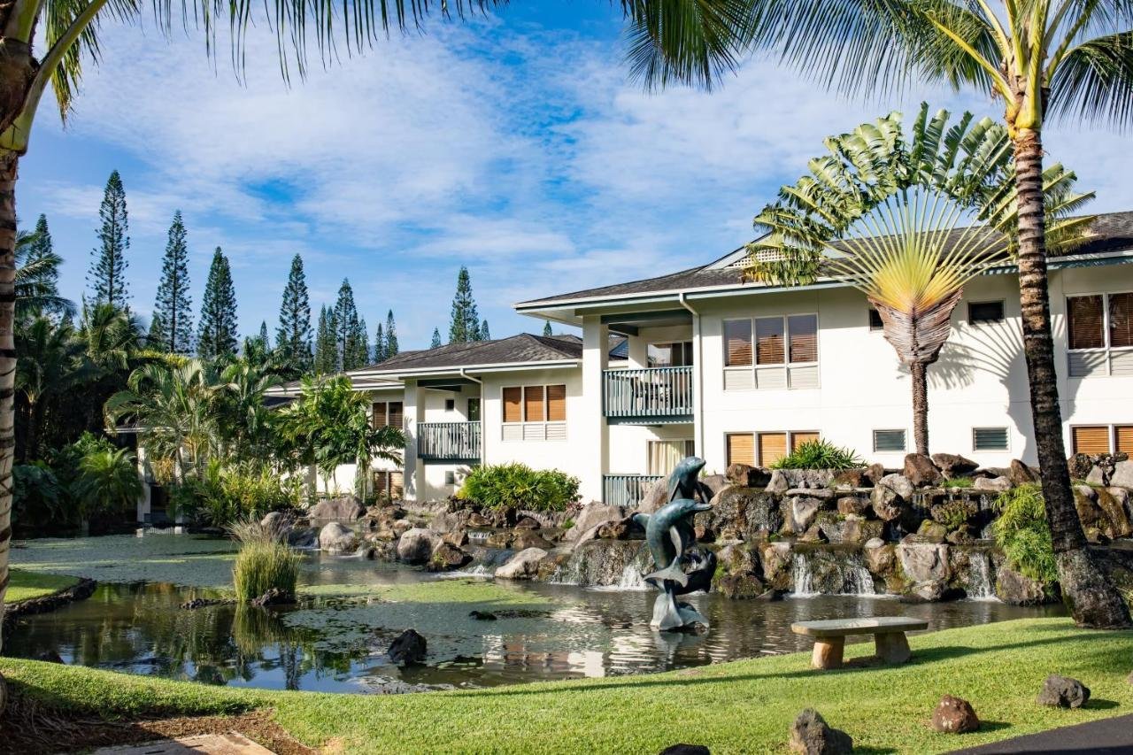 Bali Hai front entry pic with dolphins .jpeg