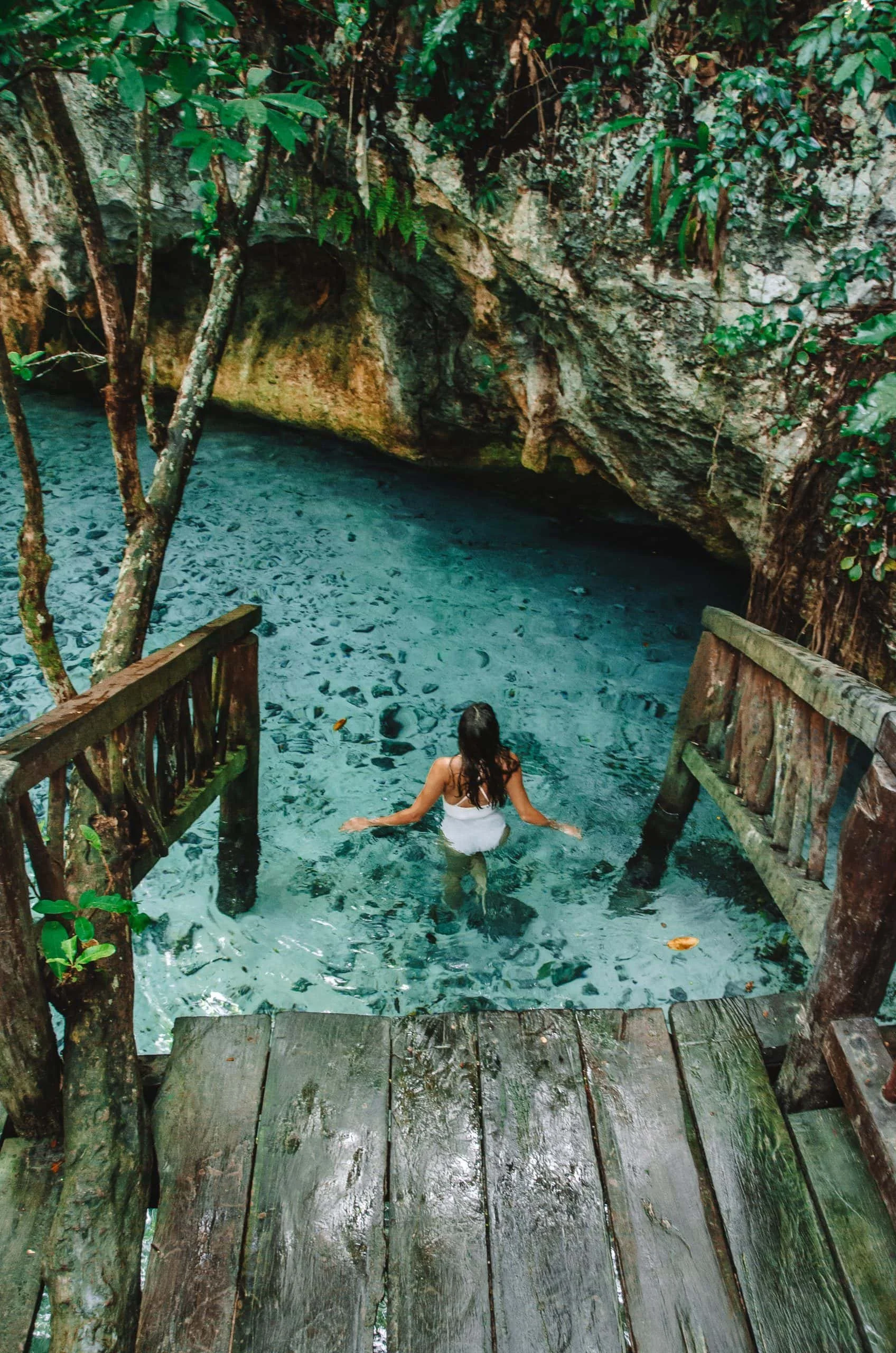 tulum-solo-travel-gran-cenote-2-1-scaled.jpeg