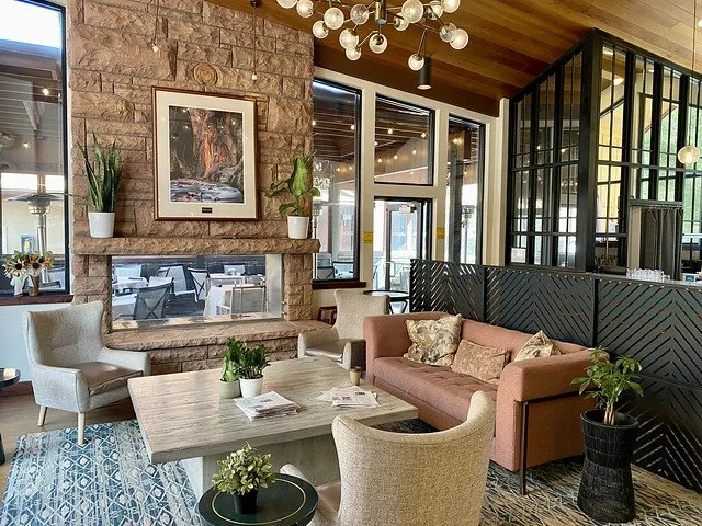 Zion Retreat CliffroseSpringdaleLobby.jpeg