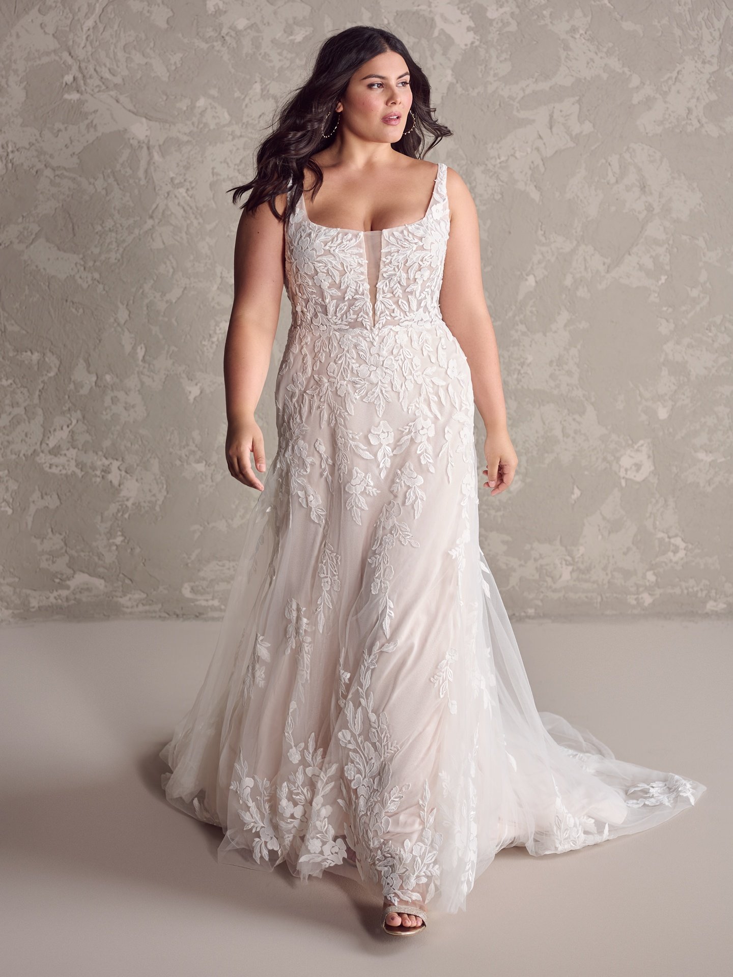 Rebecca-Ingram-Alanis-A-Line-Wedding-Dress-24RS246A01-Alt51-BLS-Curve.jpg