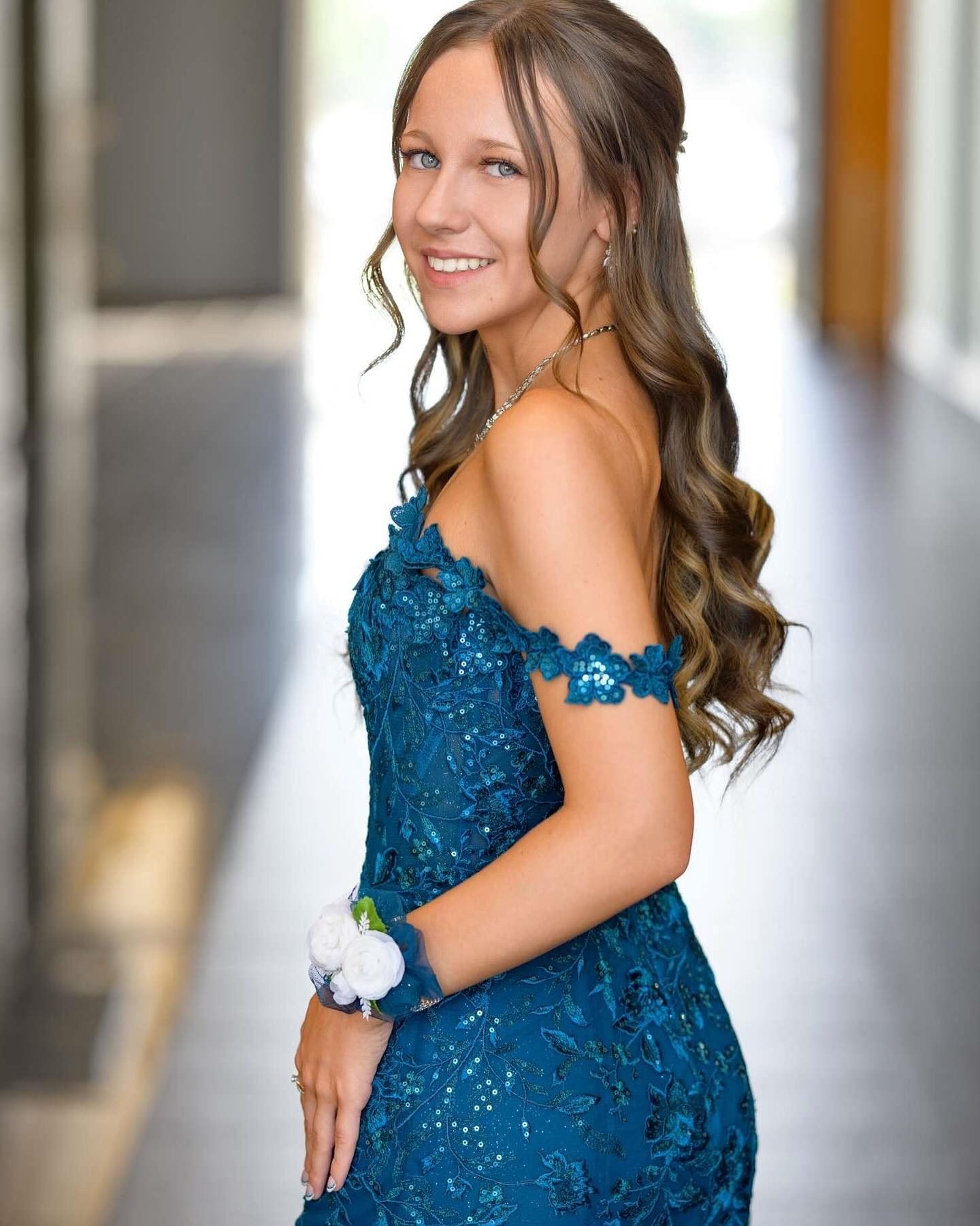 🎓👑👗 Prom 2025 / Bal 2025 👗👑🎓 Part 16
(version fran&ccedil;aise plus basse)
...
Our favorite time of year is here!!! Congratulation to our beautiful Prom Girls 2025!!! We LOVE LOVE sharing your prom pictures!!! Please tag us or send them by Mess