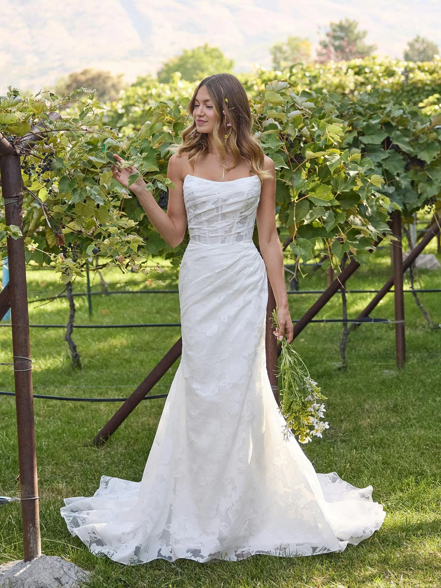 Rebecca-Ingram-Kendall-Sheath-Wedding-Dress-26RB437A01-PROMO9-IV002.jpg