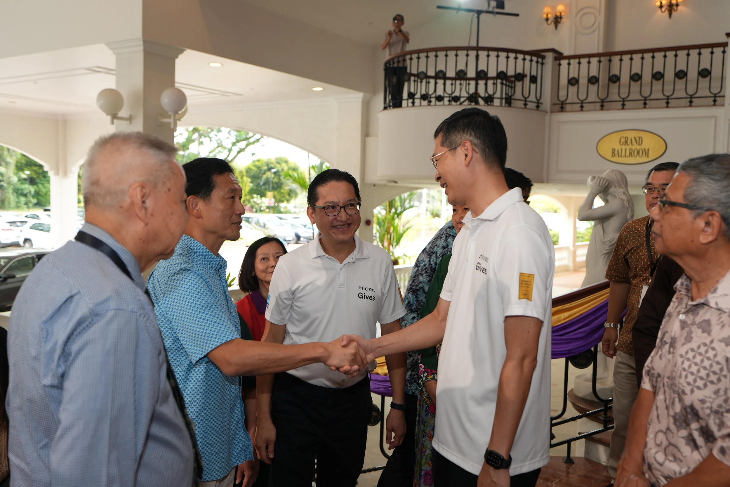 1b Min Ong & Micron Joshua Lee.JPG