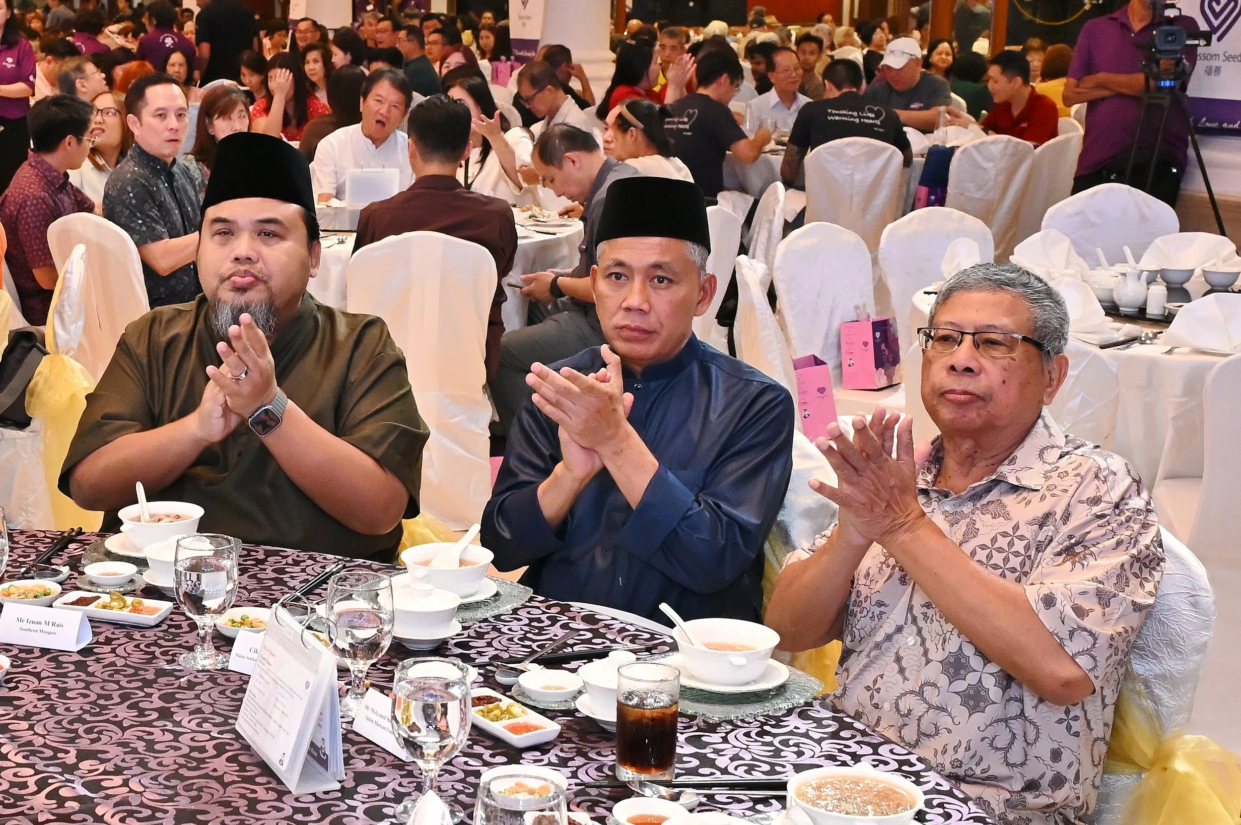 2.Izuan, Cikgu Ramdam & Mr Salleh.JPG