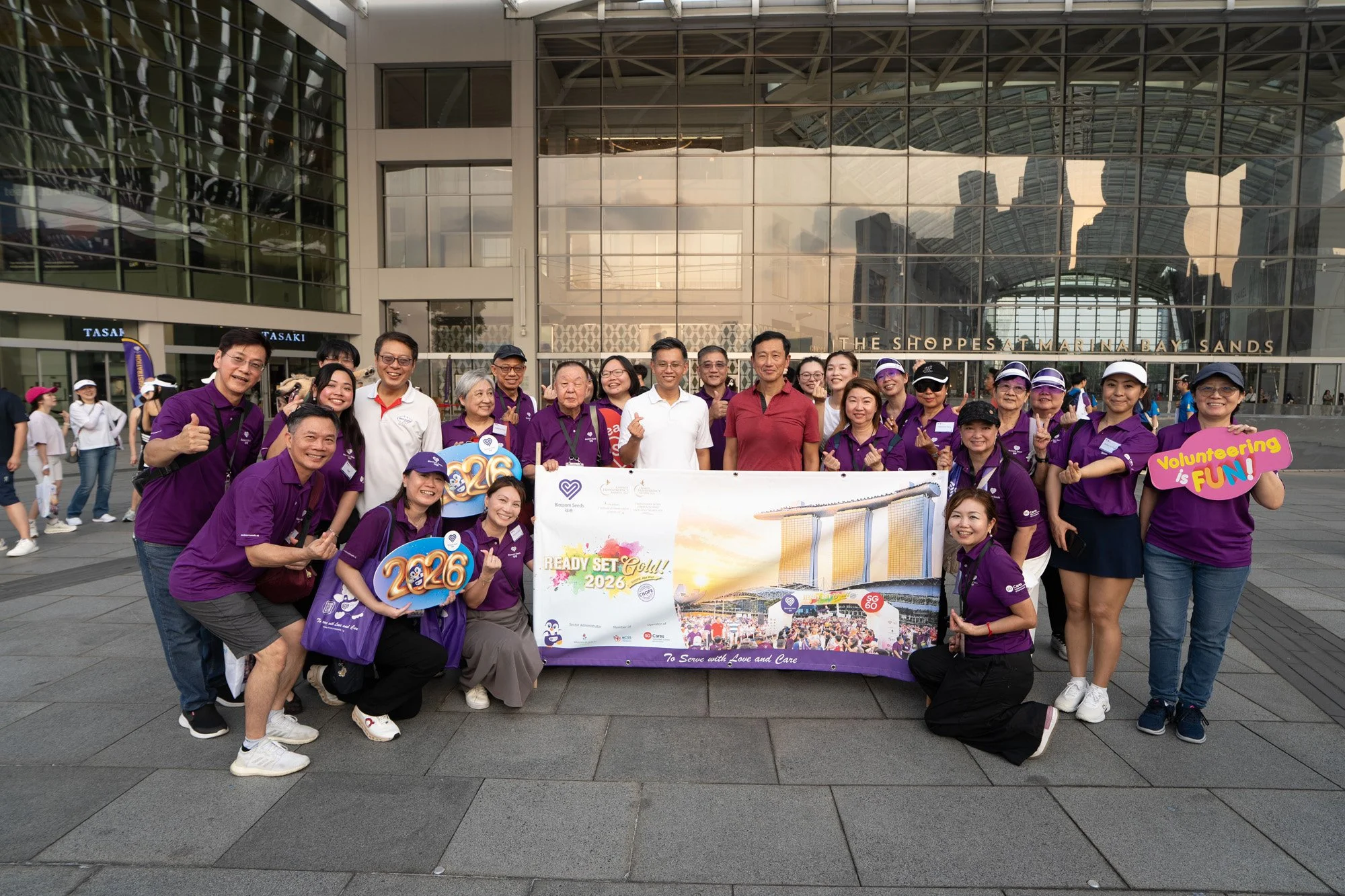 Min Ong_Shi Xuan_Staff_volunteer_event plaza.jpg