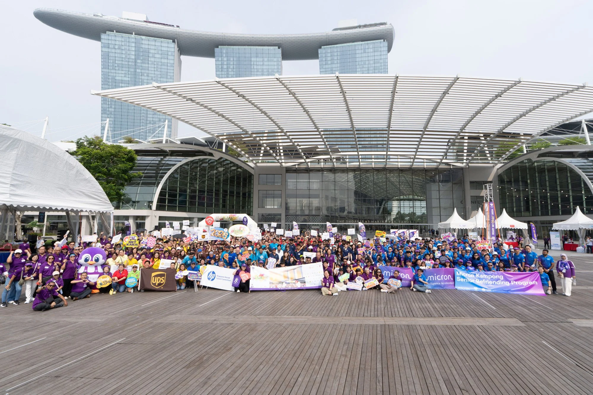 Volunteer group photo.jpg