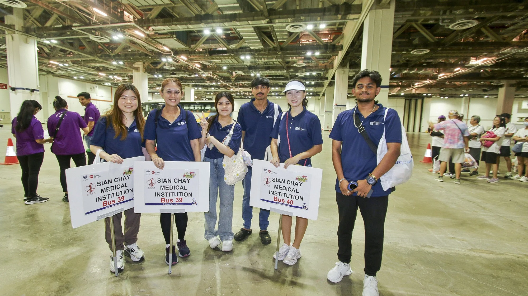 volunteer_busbay_kk (2).jpg