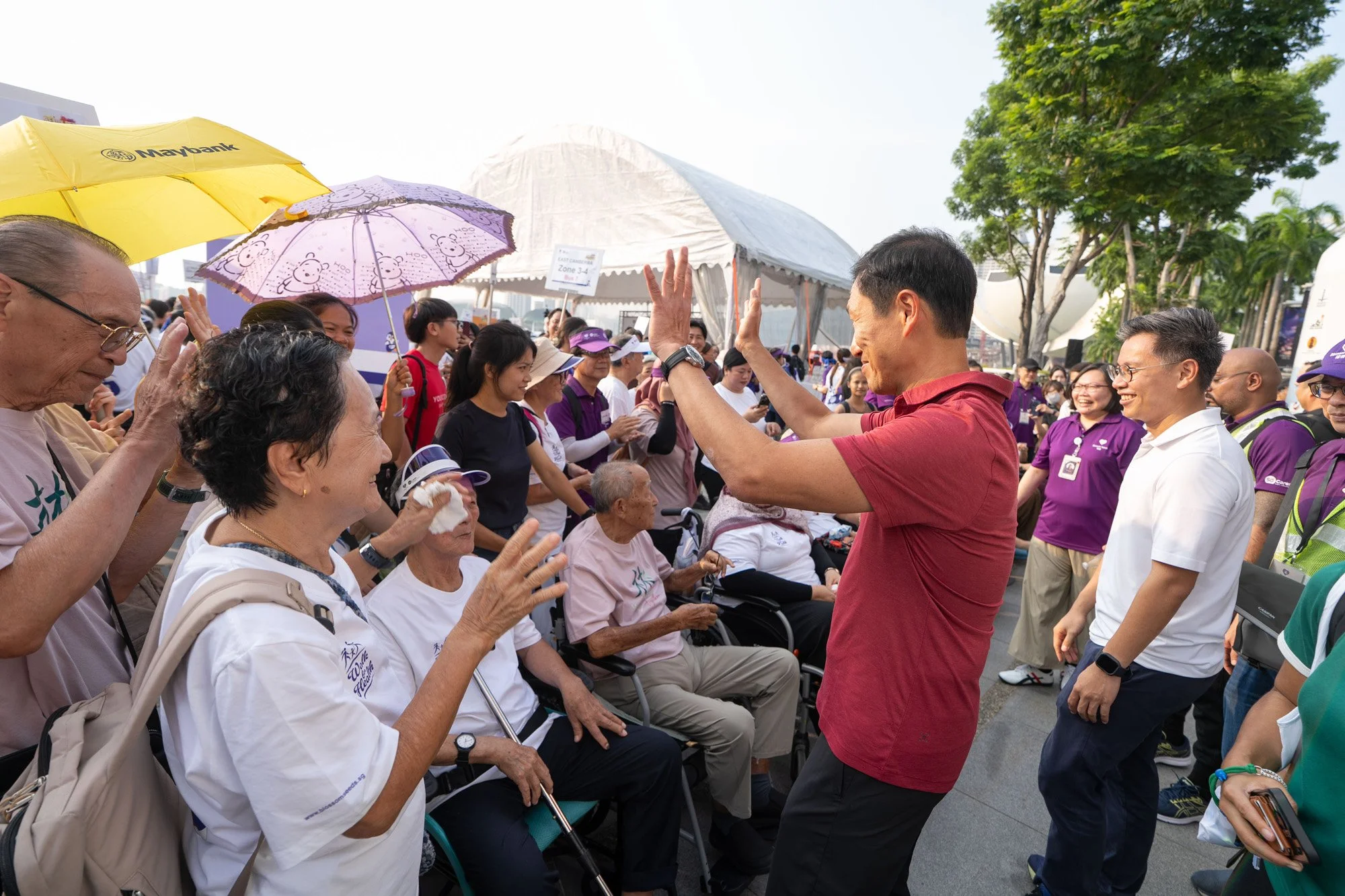 Min Ong_senior_flag off1.jpg