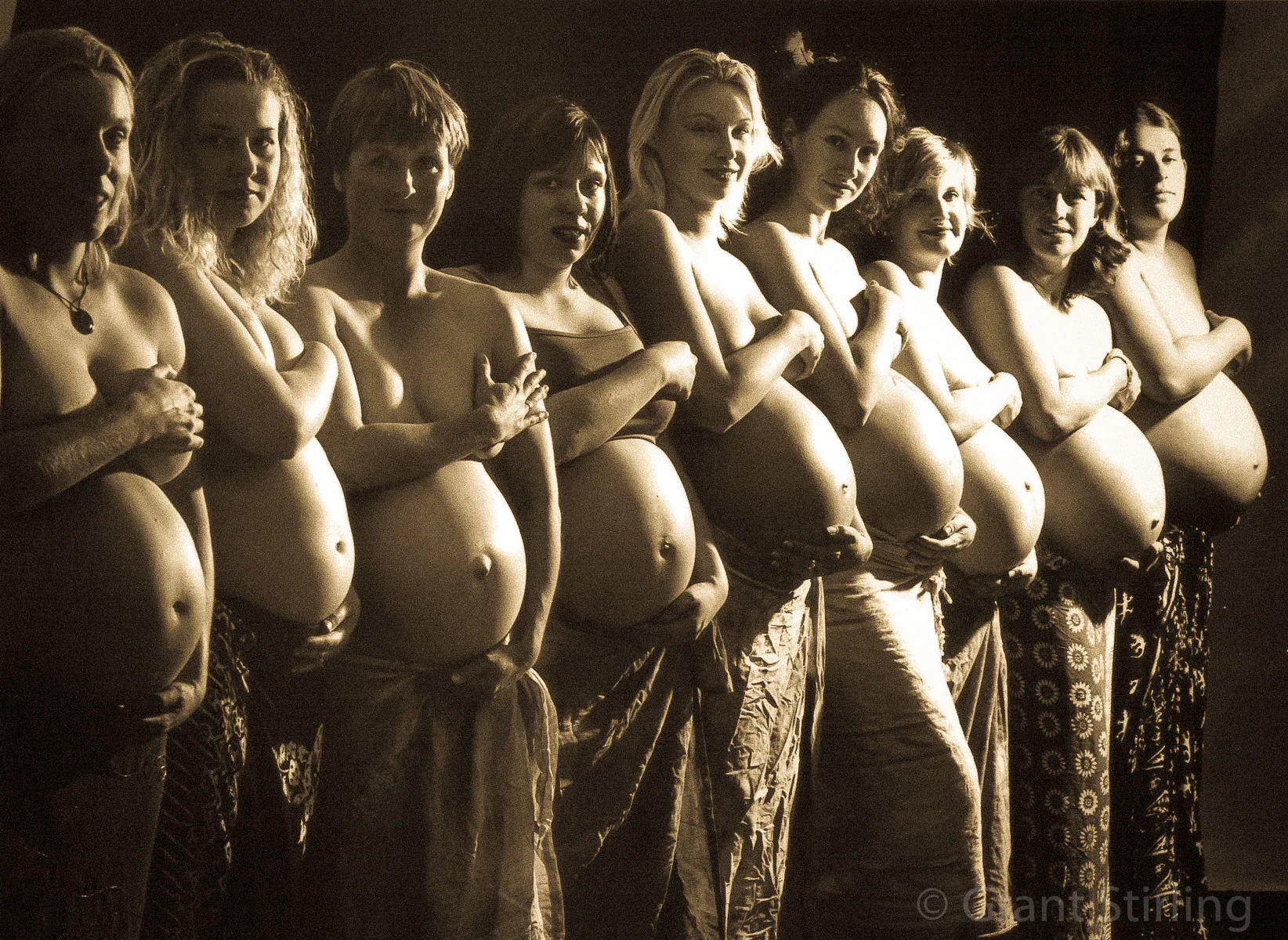 9 Pregnant beauties-.jpg