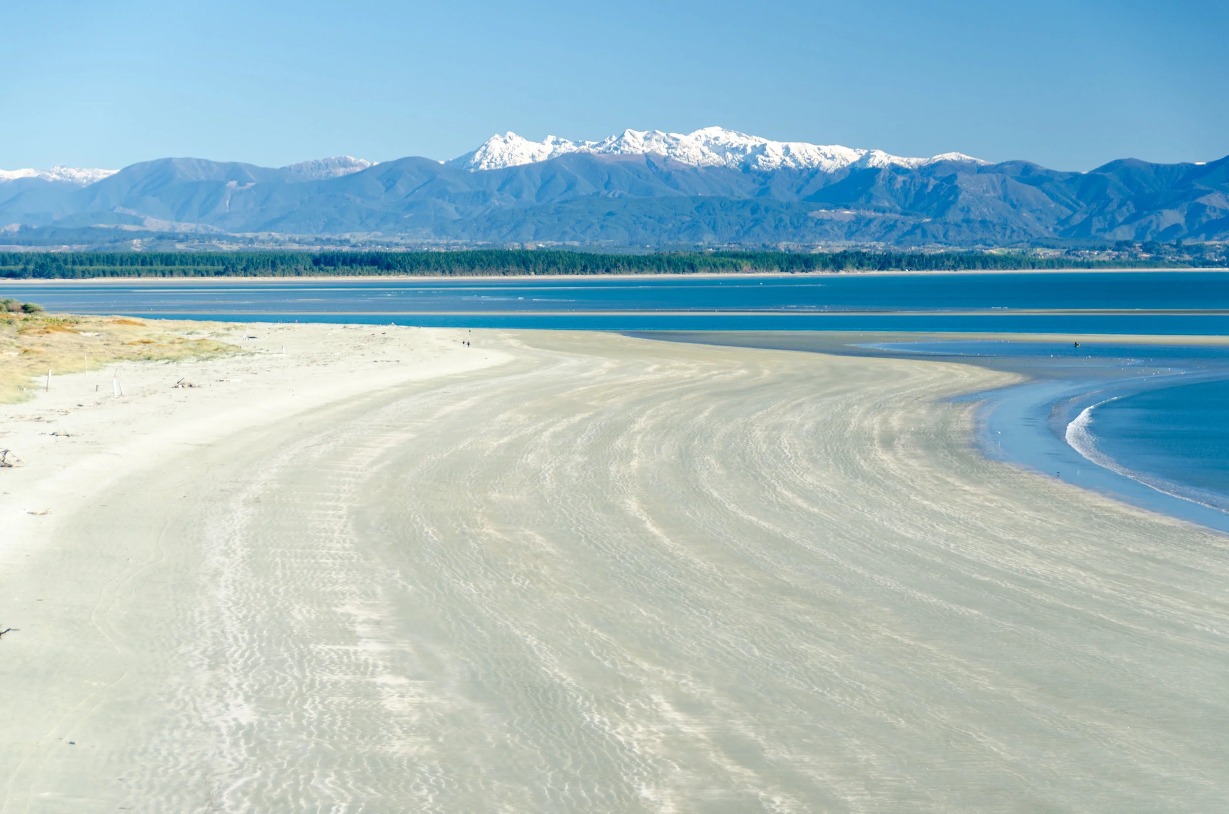 Tahunanui Beach and Mt Arthur Nelson NZ