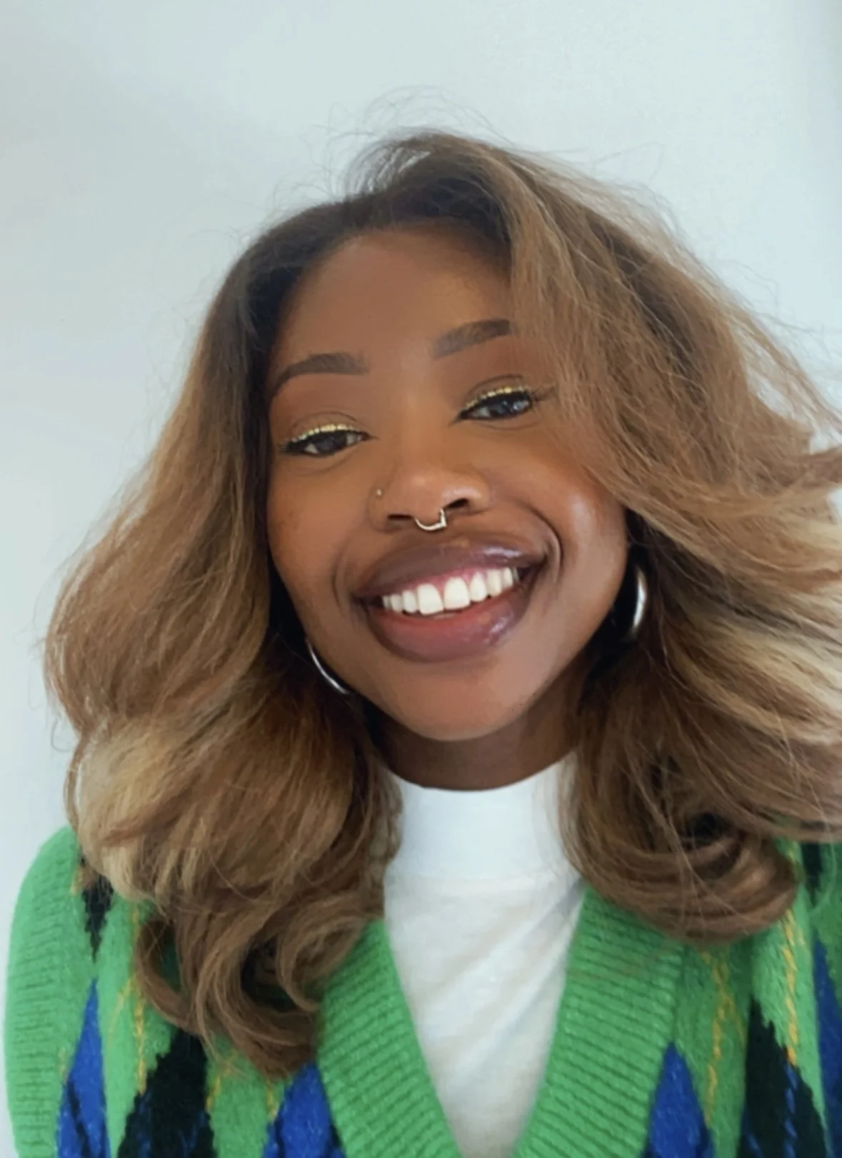 Akiera_Charles headshot.jpg